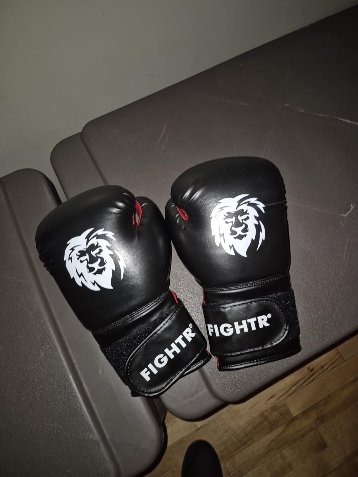 FIGHTR® Boxing Gloves - Pro Training Sparring Gloves | Maximum Protection & Stability for Boxing, MMA, Muay Thai, Kickboxing & Punching Bag Men Women Focus Mitts 8 10 12 14 16oz customer photo 1