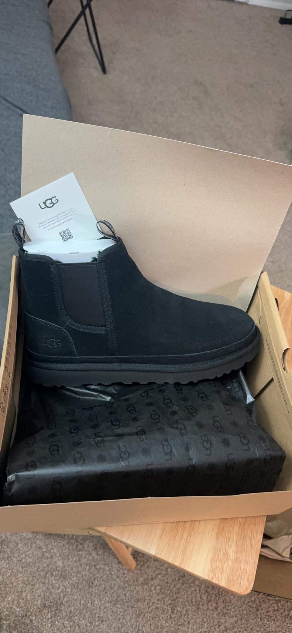 UGG Neumel Chelsea Mens Boot customer photo 1