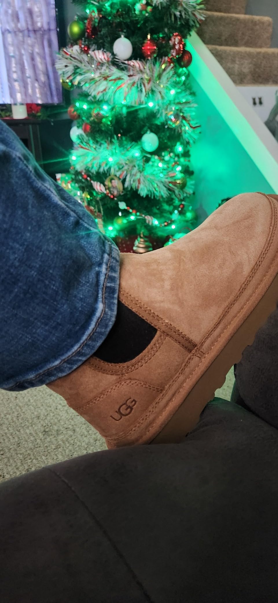 UGG Neumel Chelsea Mens Boot customer photo 2