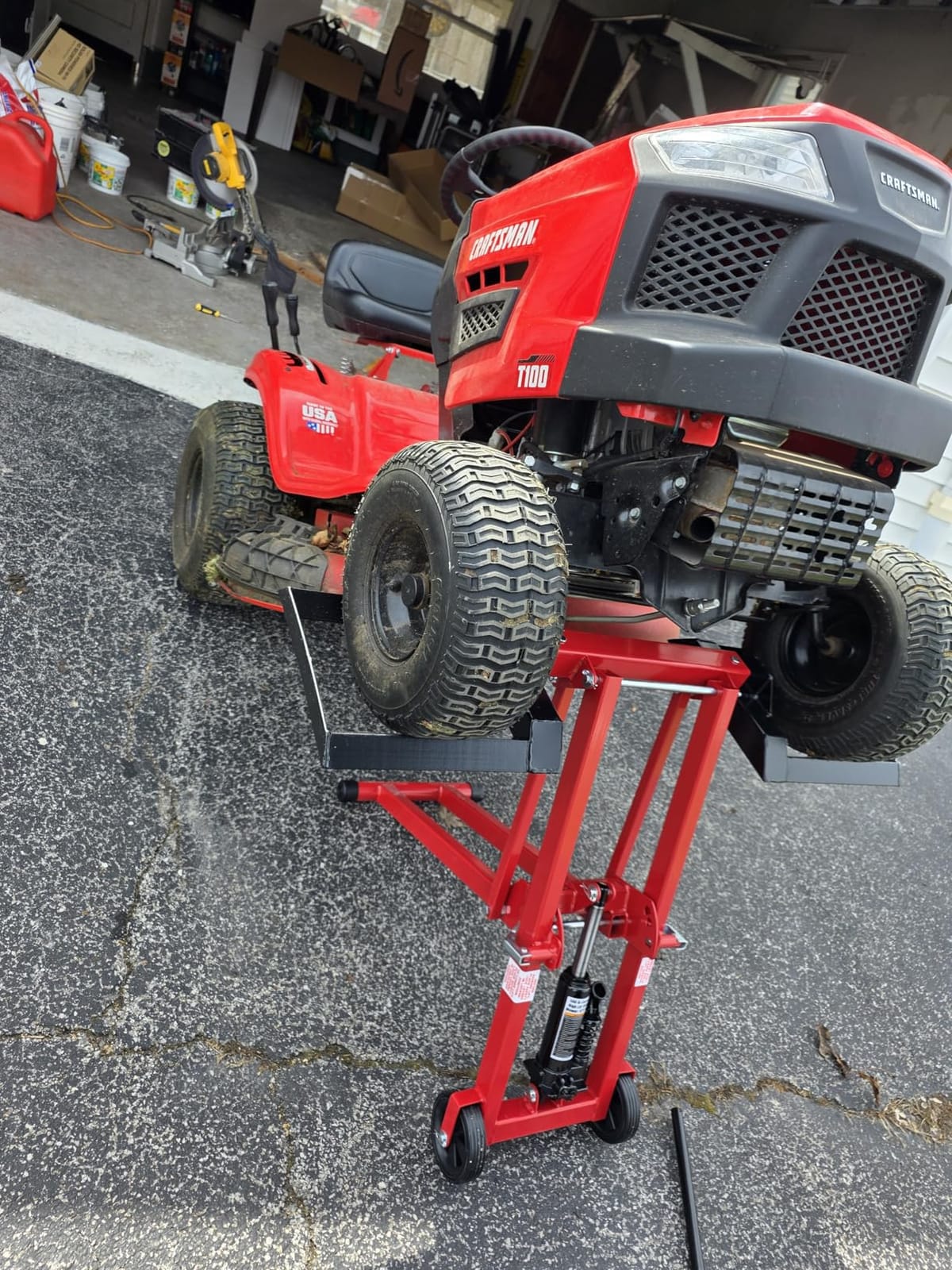 Goplus 500LBS Capacity Zero Turn Mower Lift customer photo 1
