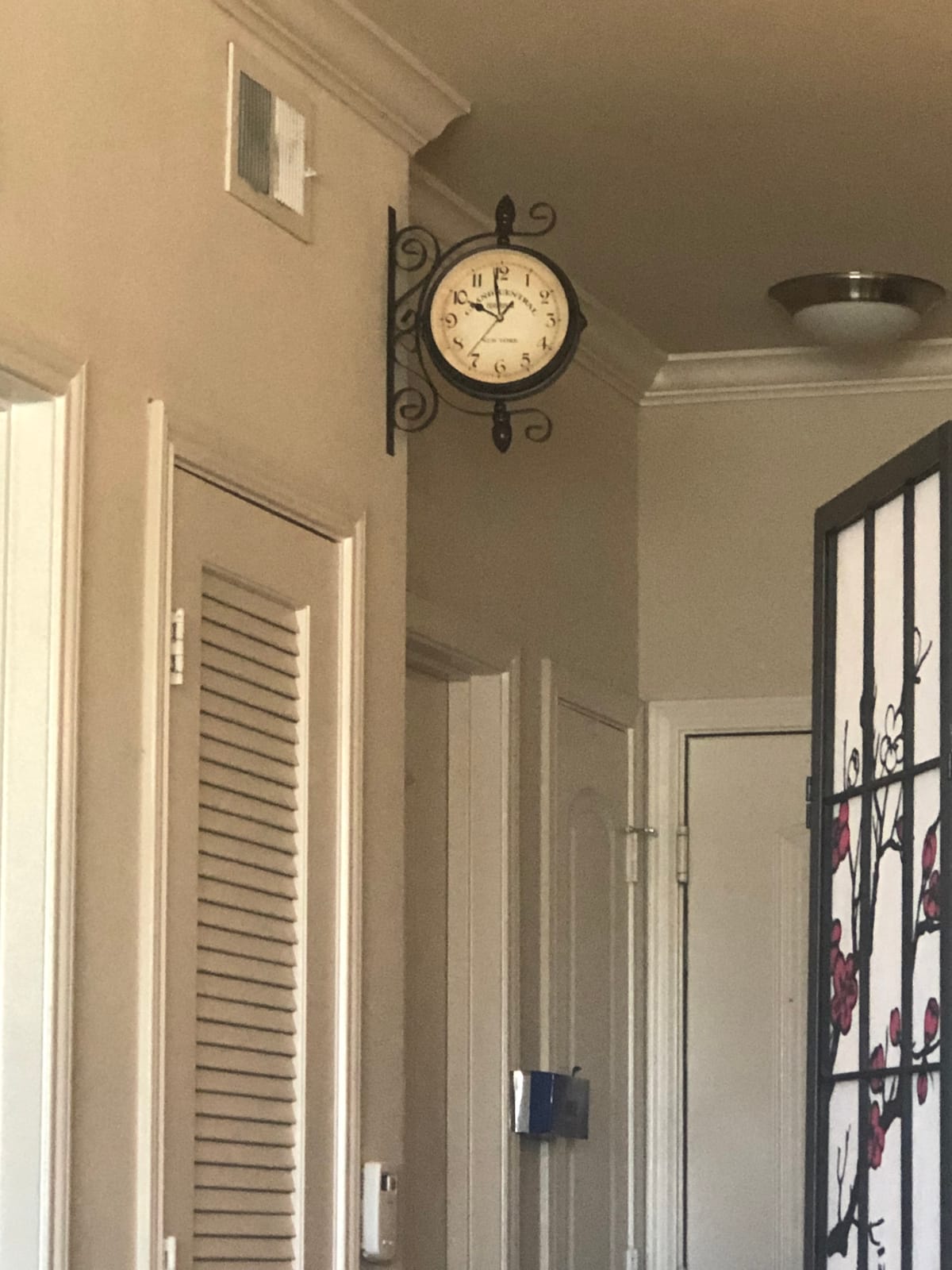 Vintage Double Sided Wall Clock Vintage Industrial Wall Clock for Outdoor Decorative Art Antique Decor Office Kitchen Silent Watches 360 Degree Rotate Antique customer photo 2