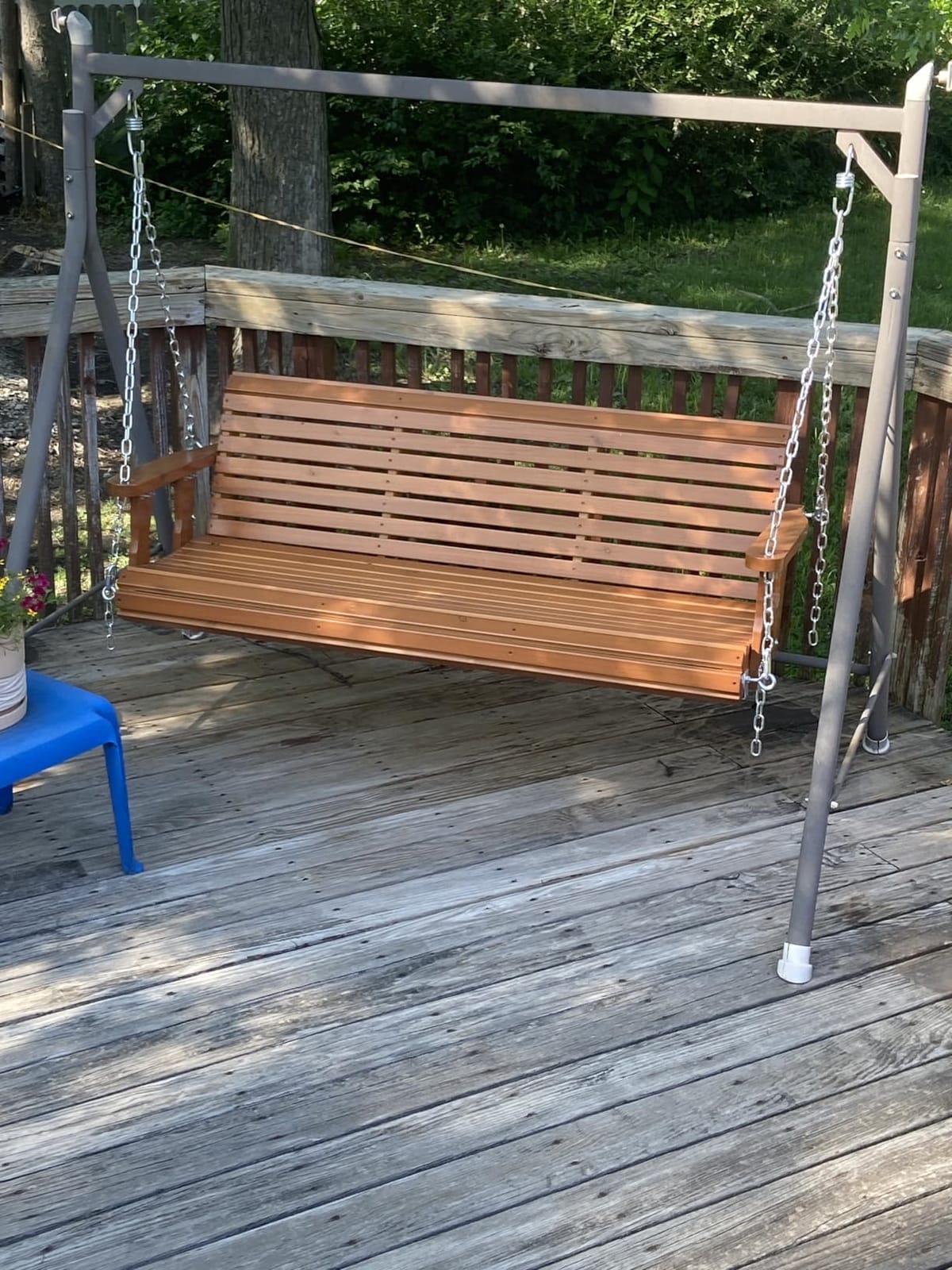 VINGLI 2026 Upgraded 5 FT Wooden Porch Swing, 880 LBS Heavy Duty, Brown customer photo 2