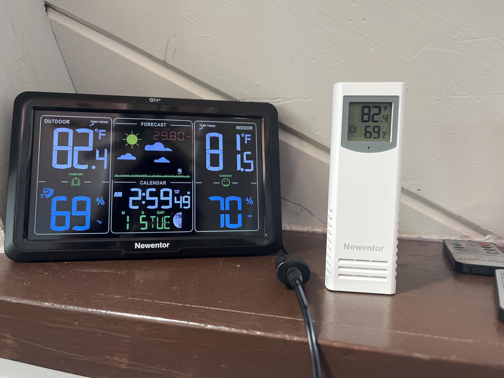 Newentor Weather Station Wireless Indoor Outdoor, Black, 1 Sensor customer photo 1