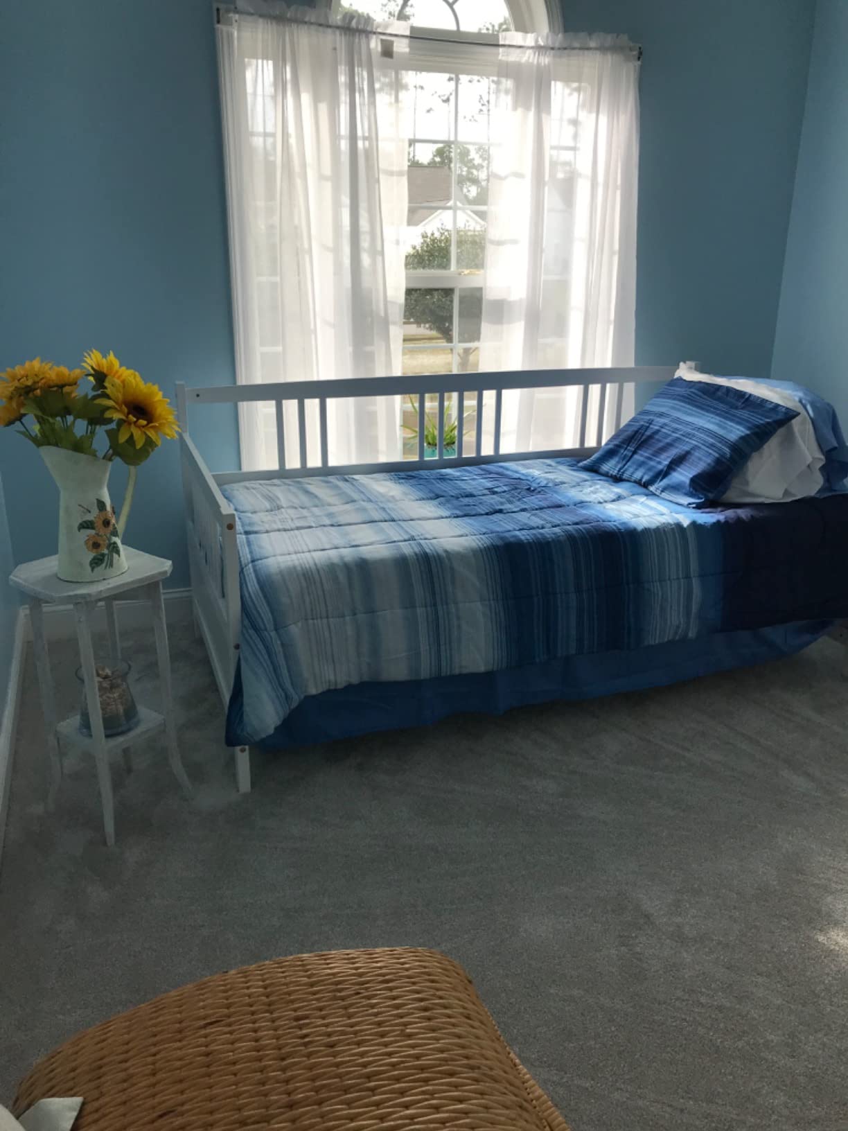 GIANTEX Twin Daybed Frame, Wooden Sofa Bed Guest Bed with Rails & Wood Slat Support, Dual-use Twin Size Platform Bed Frame for Living Room Bedroom, No Box Spring Needed, Grey customer photo 1
