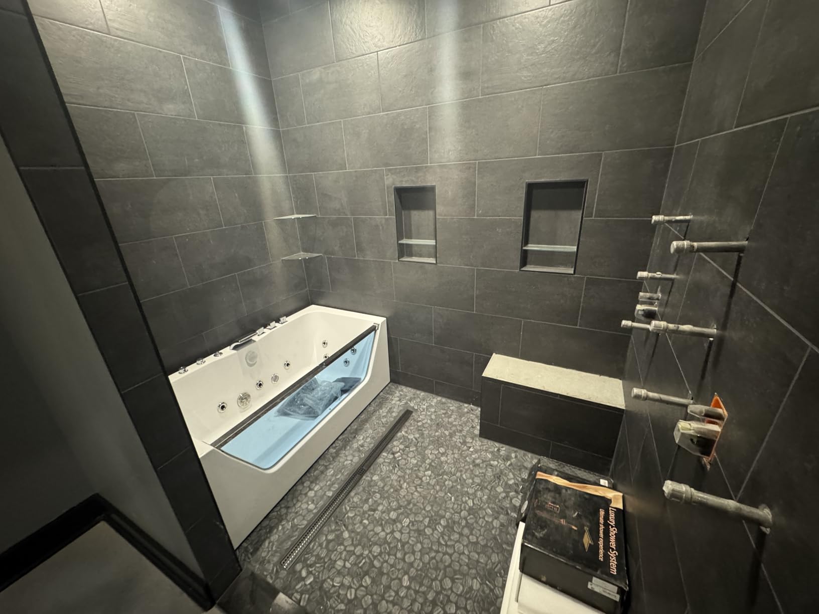 Empava Whirlpool Bathtub 71 Inch, 2 Person Jetted Tub customer photo 2