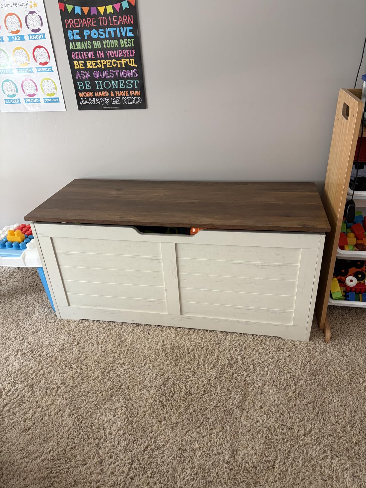 VASAGLE Storage Chest, 39.4 Inches Width Bench with 2 Safety Hinges customer photo 1