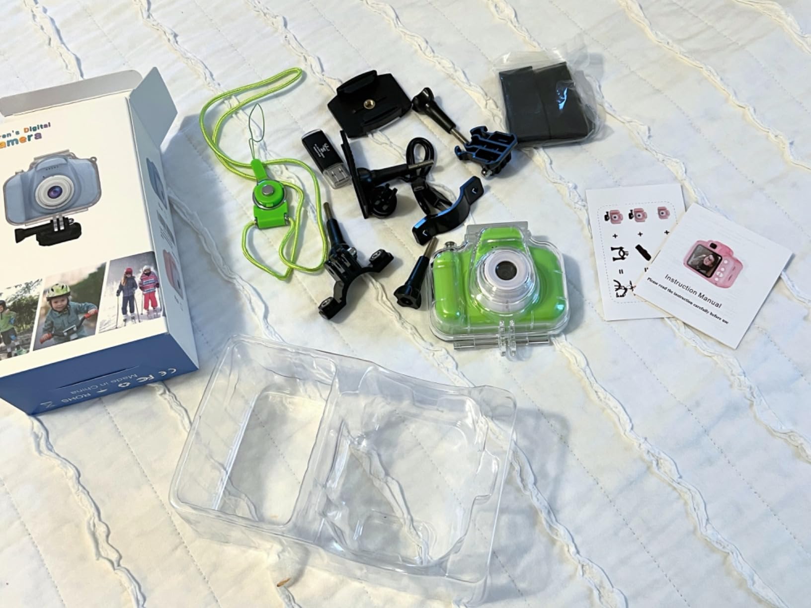 Kids Waterproof Camera 12MP 1080P Digital Camera with 32GB Card & Case customer photo 2