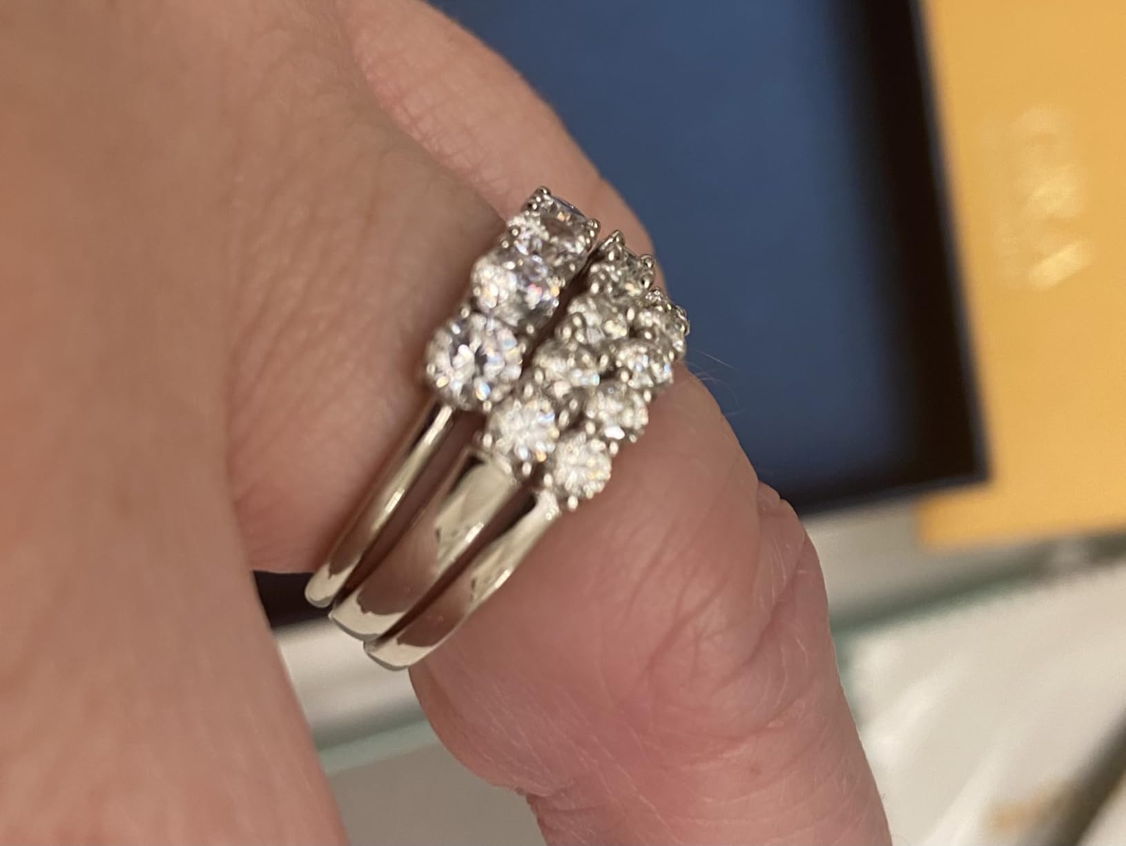 IMOLOVE Moissanite 3 Stone Engagement Ring & 6 Stone Wedding Band for Women customer photo 1