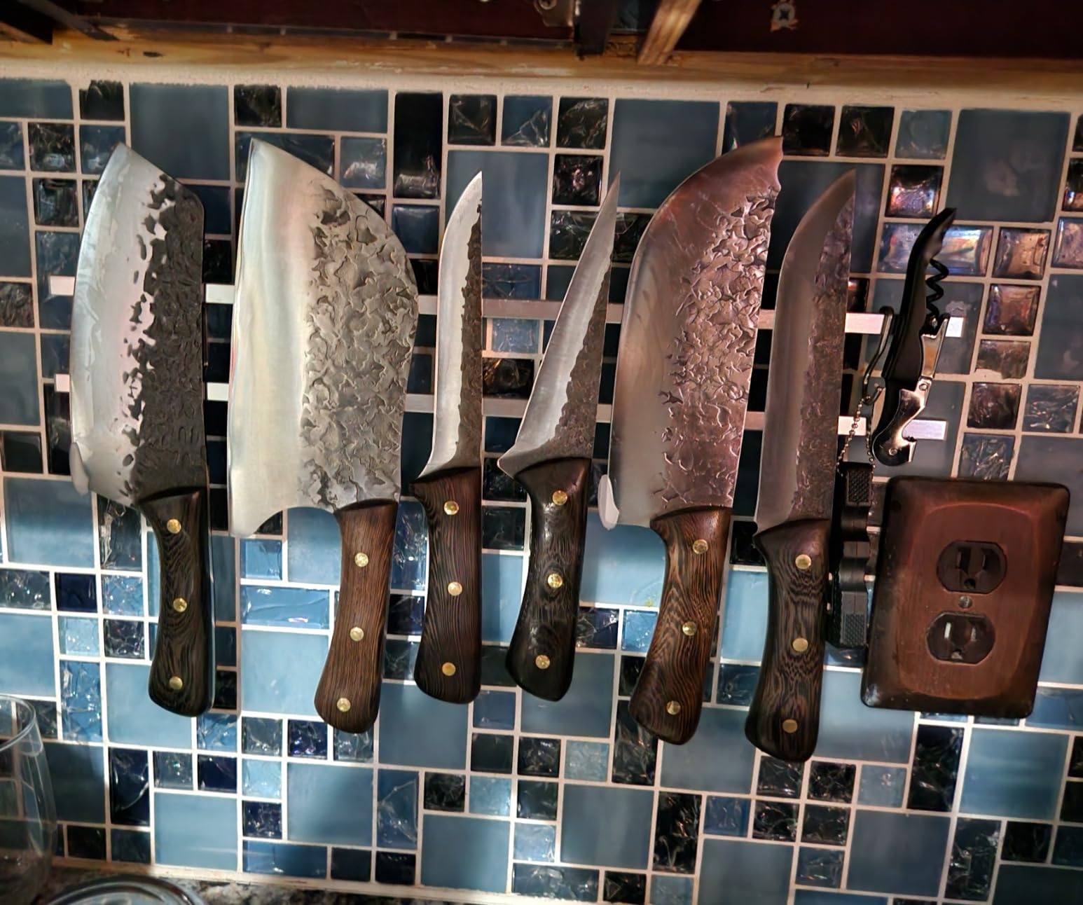 YIIYIIN 18 Inch Magnetic Knife Holder for Wall Mount-Magnetic Knife Strips with 12 Hook-304 Stainless Steel Wall Magnetic Knife Bar Rack-Knife Block-Knife Rack-Utensil Hanger-Kitchen Utensil Holder customer photo 2