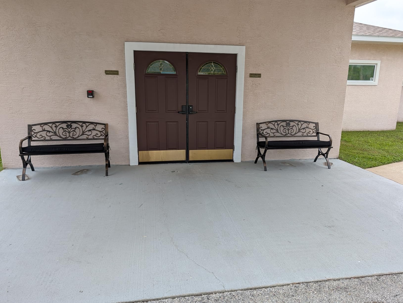 Sophia & William Metal Outdoor Bench Classic Floral Pattern, 50