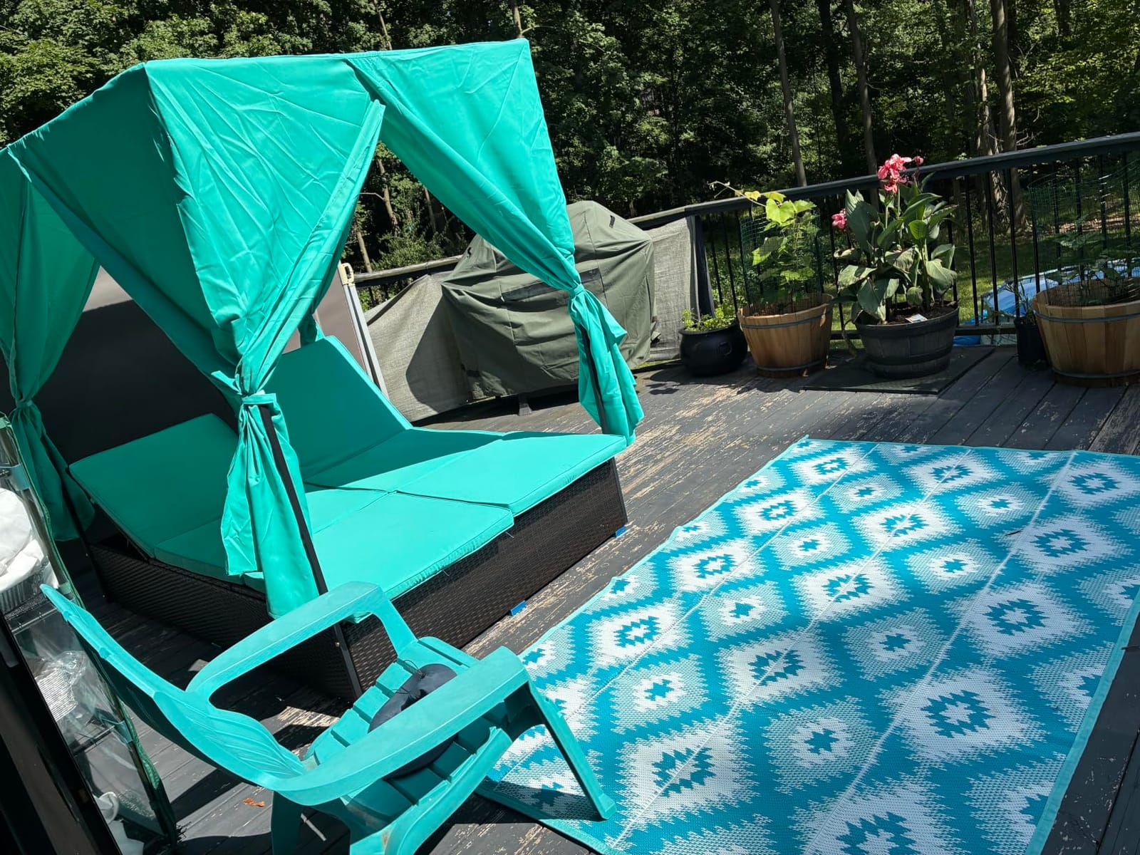 Patio Chaise Lounge, PE Rattan Outdoor Patio Wicker Sunbed Daybed with Adjustable Seats, Four-sided Canopy, Overhead Curtain and Beige Cushions for Backyard, Garden, Poolside (for 2-6 people) customer photo 2