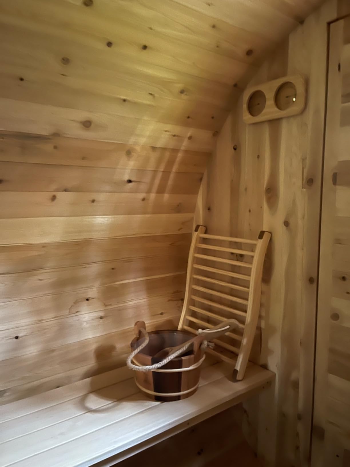 Northwood Sauna - Sauna Bucket and Ladle Set - Handmade from Canadian Red Cedar Wood - Natural Rope Handle - 1 Gallon (4 Liters) Water Capacity customer photo 2