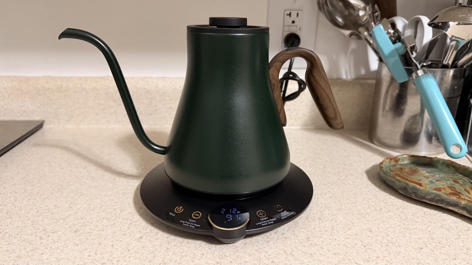 INTASTING Gooseneck Electric Kettle with ±1℉ Temperature Control 0.9 Liter customer photo 2