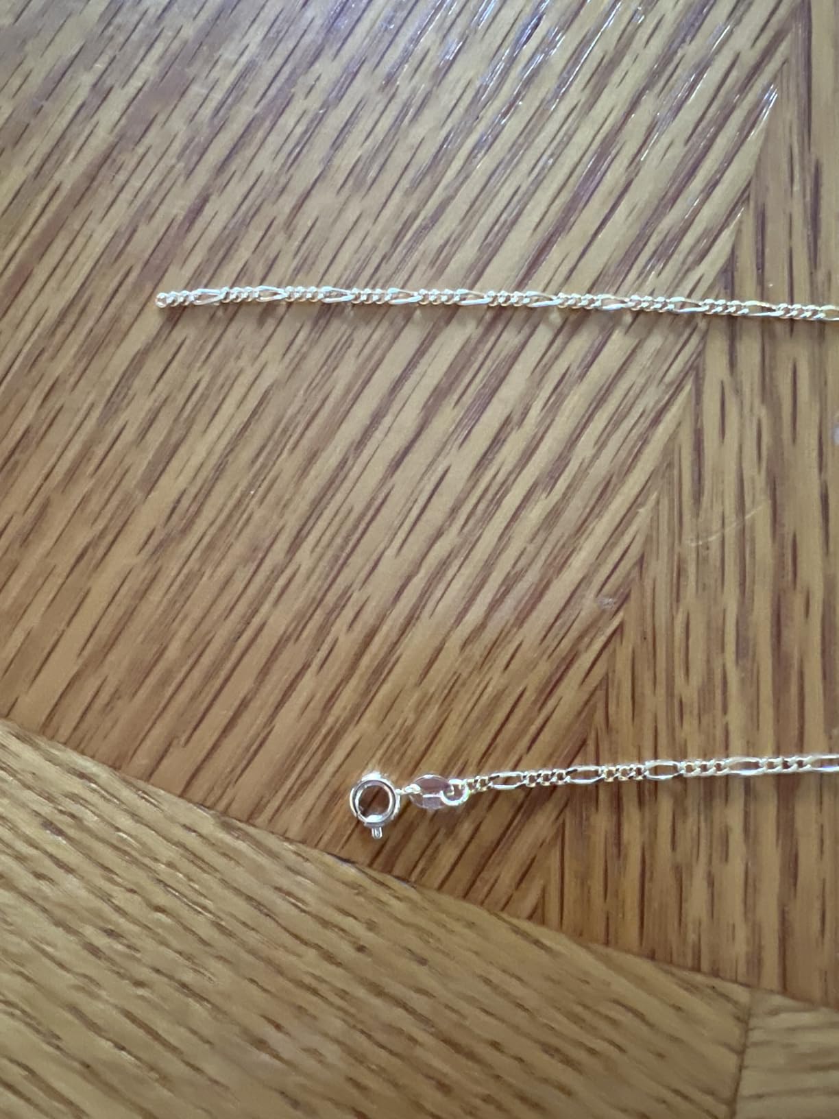 Amazon Essentials 14k Gold or Sterling Silver Plated Figaro Chain Necklace customer photo 2