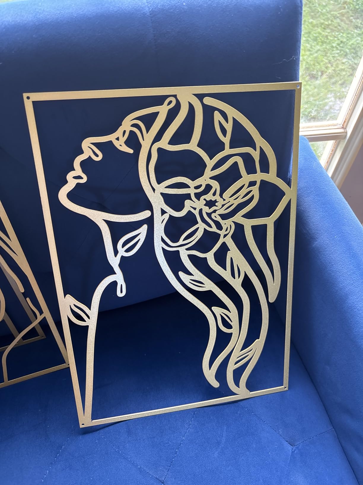 AGIOTA 3 Pcs Gold Metal Wall Decor, Minimalist Floral Women Line Drawing Wall Art, Elegant Abstract Lady Silhouette Metal Wall Hanging for Home Bedroom Living Room customer photo 2