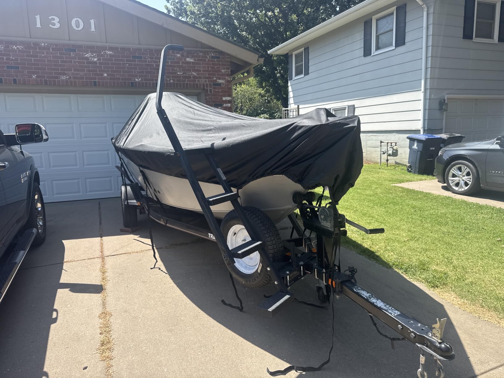 Boat Covers 17-19ft, 1200D Waterproof V-Hull, Black customer photo 1
