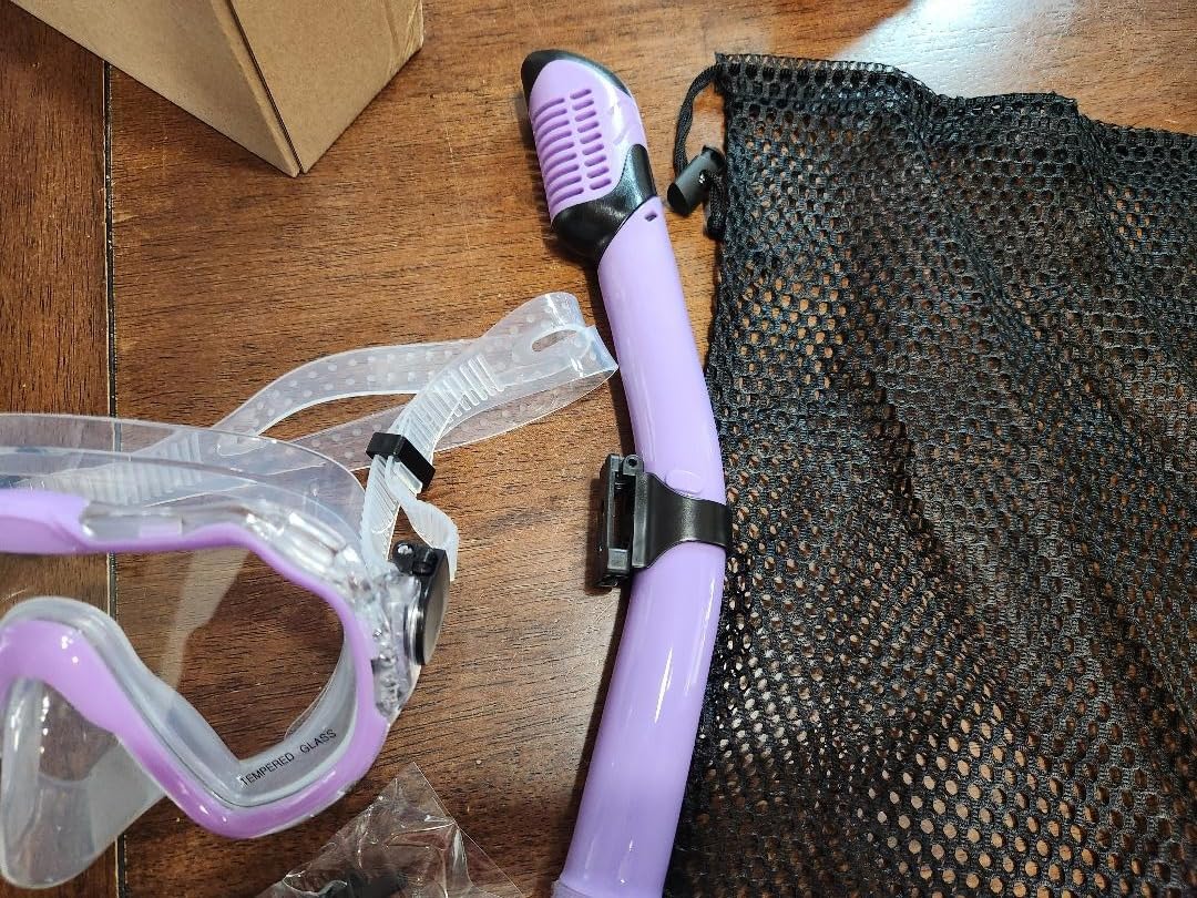 Snorkeling Gear for Adults, Adult Snorkel Set with Panoramic Anti-Leak and Anti-Fog Tempered Glass Snorkel Mask, Dry Top Snorkel, Snorkle Mask Set Adult with Mesh Bag Ear Plug for Snorkeling customer photo 1
