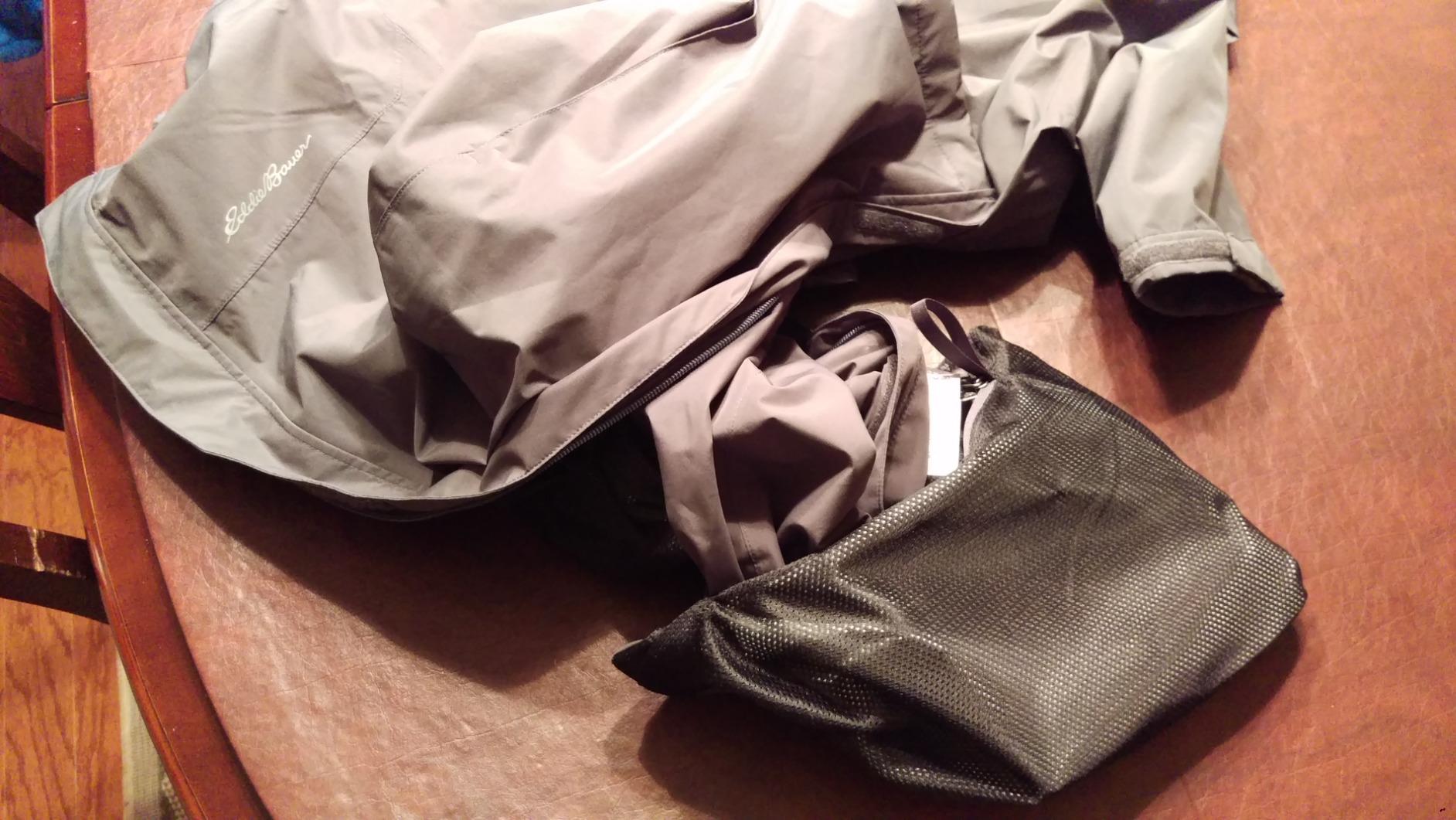 Eddie Bauer Men's Rainfoil WeatherEdge Waterproof Packable Hooded Rain Jacket customer photo 1