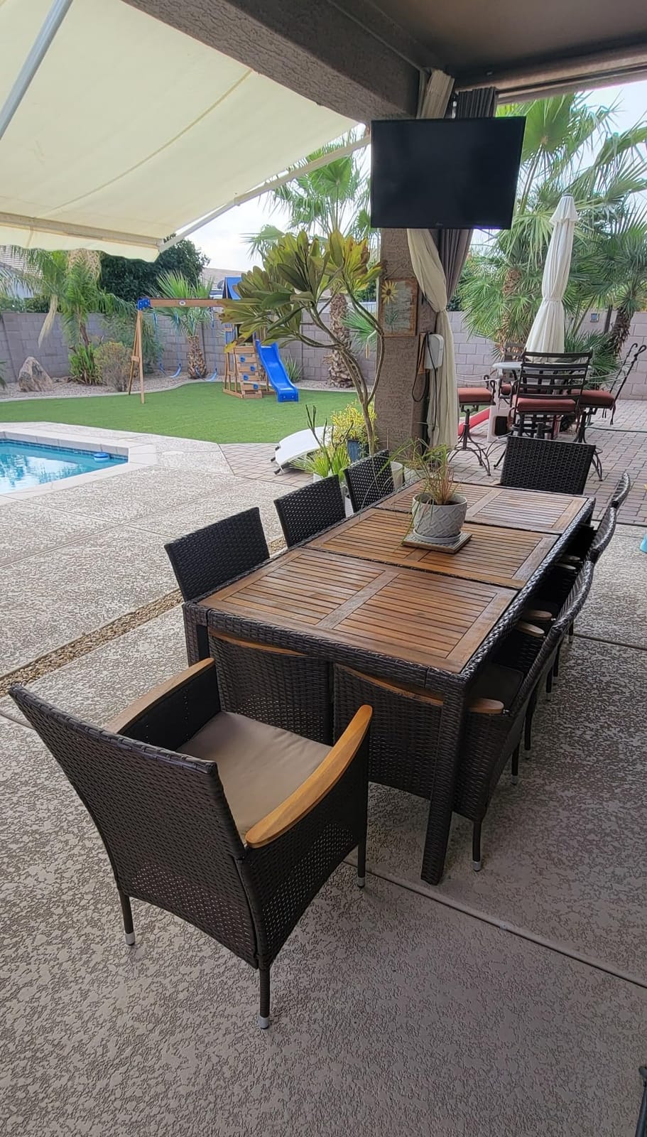 Flamaker Patio Dining Set for 8 Outdoor Acacia Wood Table and Chairs, Black customer photo 1