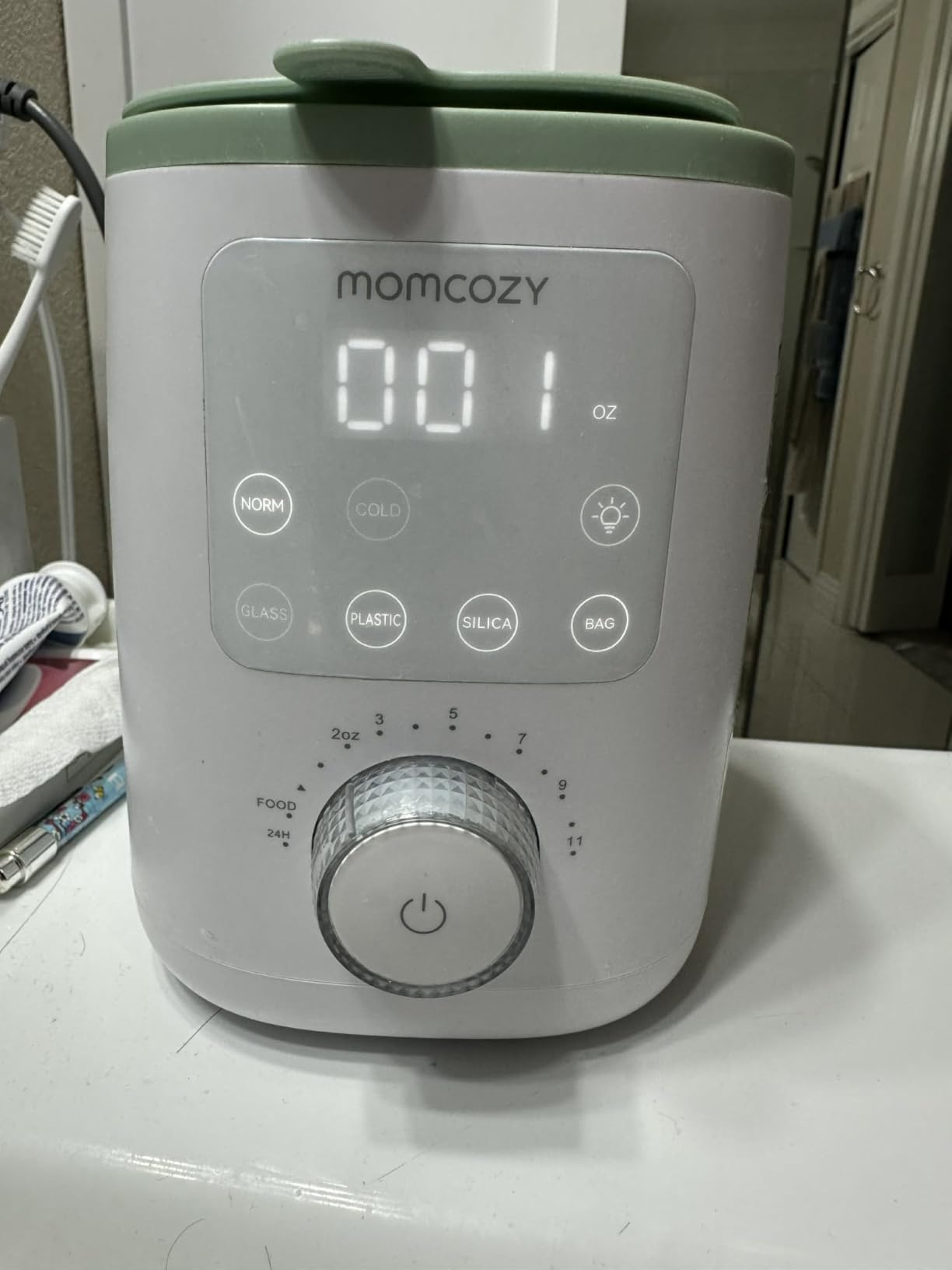 Momcozy Baby Bottle Warmer for Breast Milk, Fullest Nutrients Preserved customer photo 2