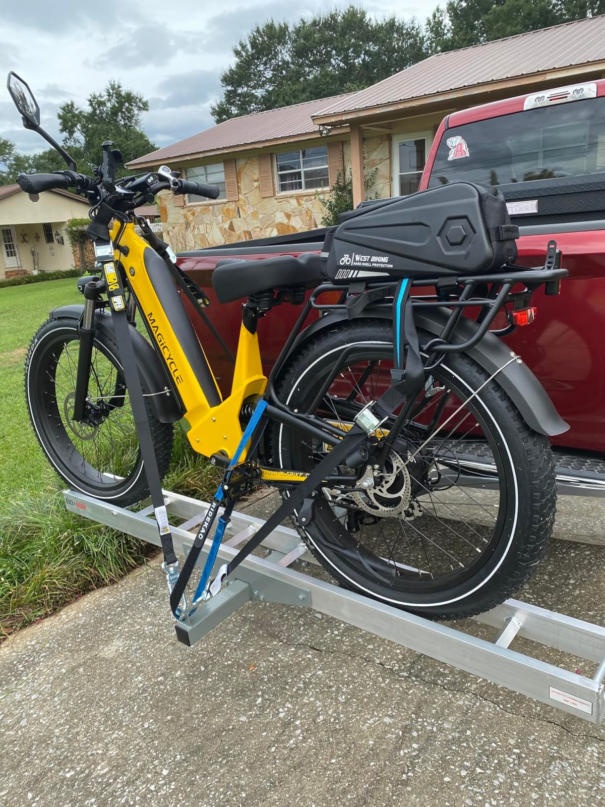 Black Widow eBike Rack with Ramp, 400 lb Cap, Fat Tire Bike Carrier customer photo 2