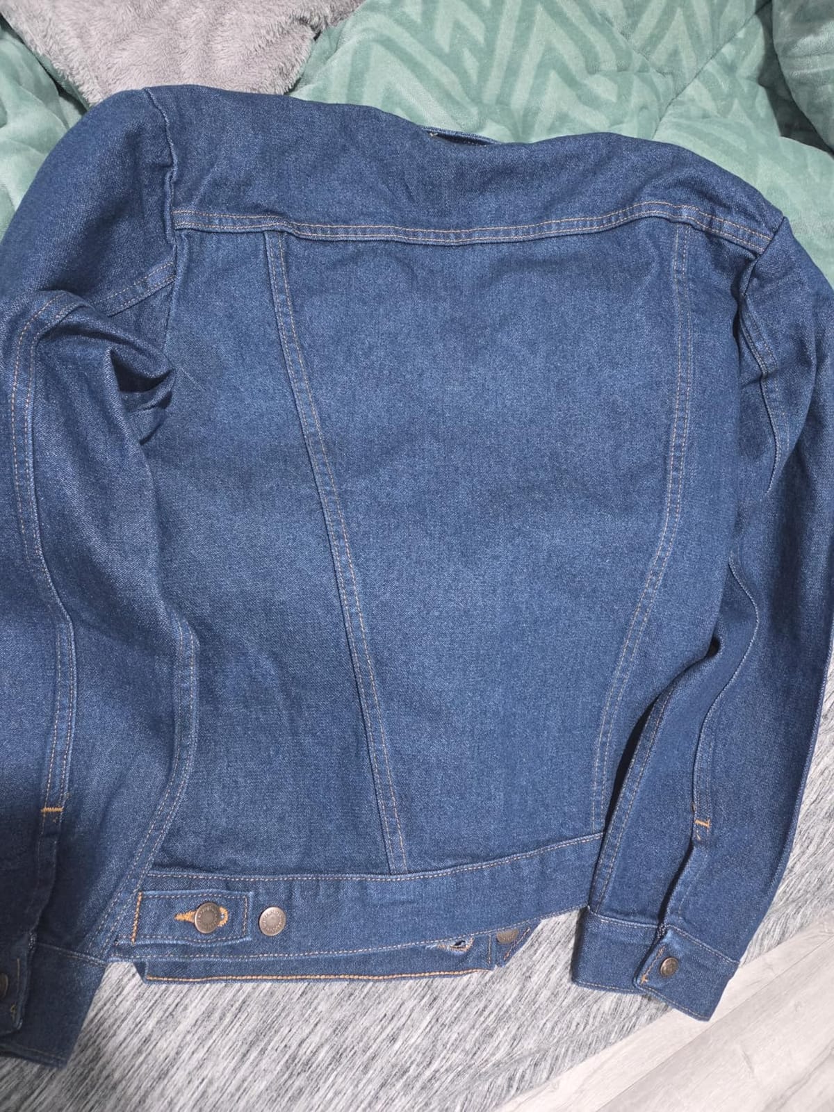 Wrangler Men's Cowboy Cut Western Unlined Denim Jacket customer photo 1