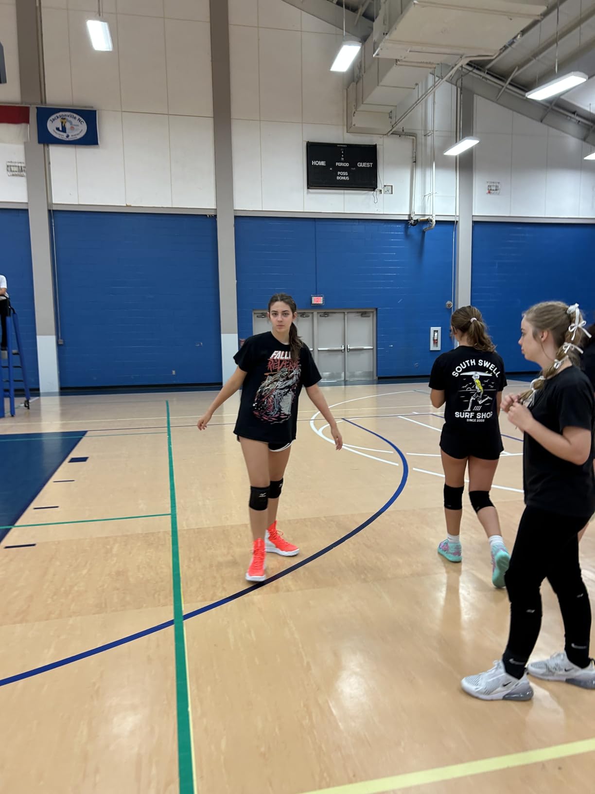 Under Armour Women's Flow Highlight Ace Volleyball Shoes customer photo 2
