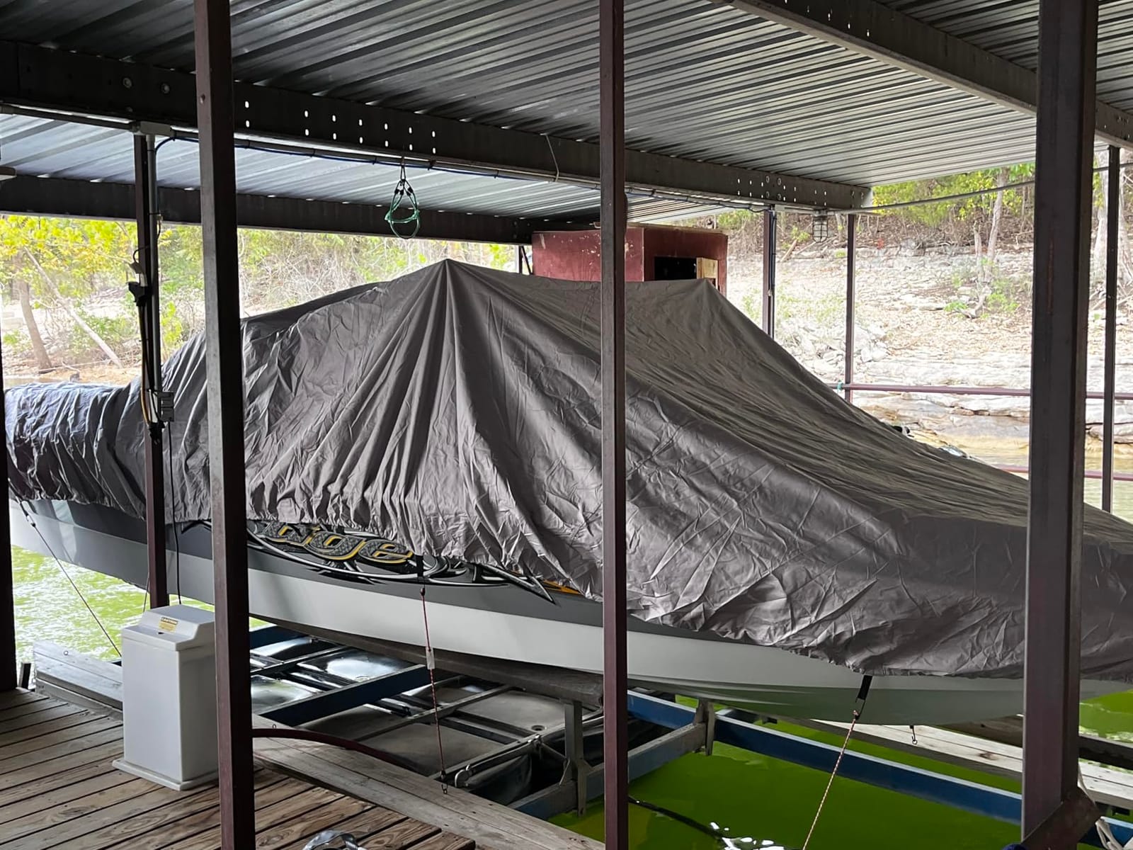 Solim 17'-19' Center Console Boat Cover, 1300D PU Waterproof Trailerable customer photo 2