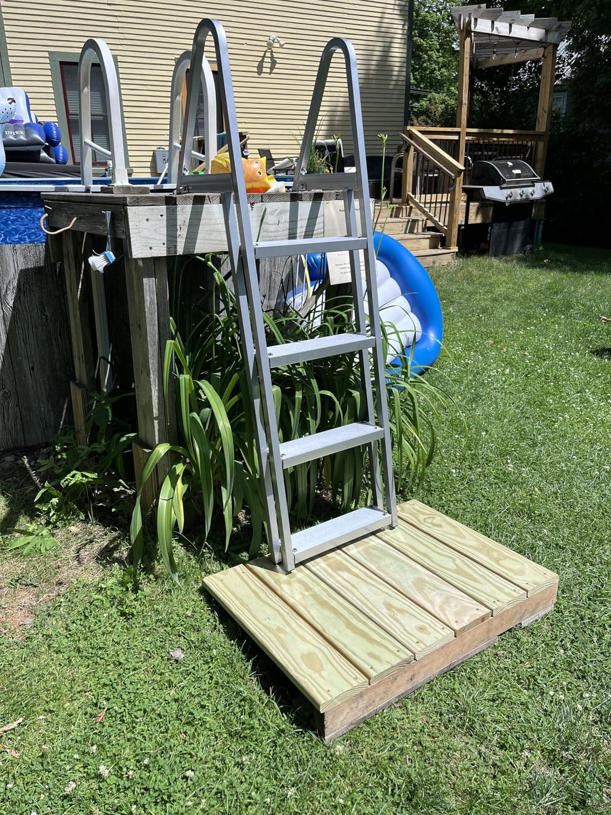 VEVOR Removable Dock Ladder 4 Steps 350 lbs Capacity Pontoon Boat Ladder customer photo 1