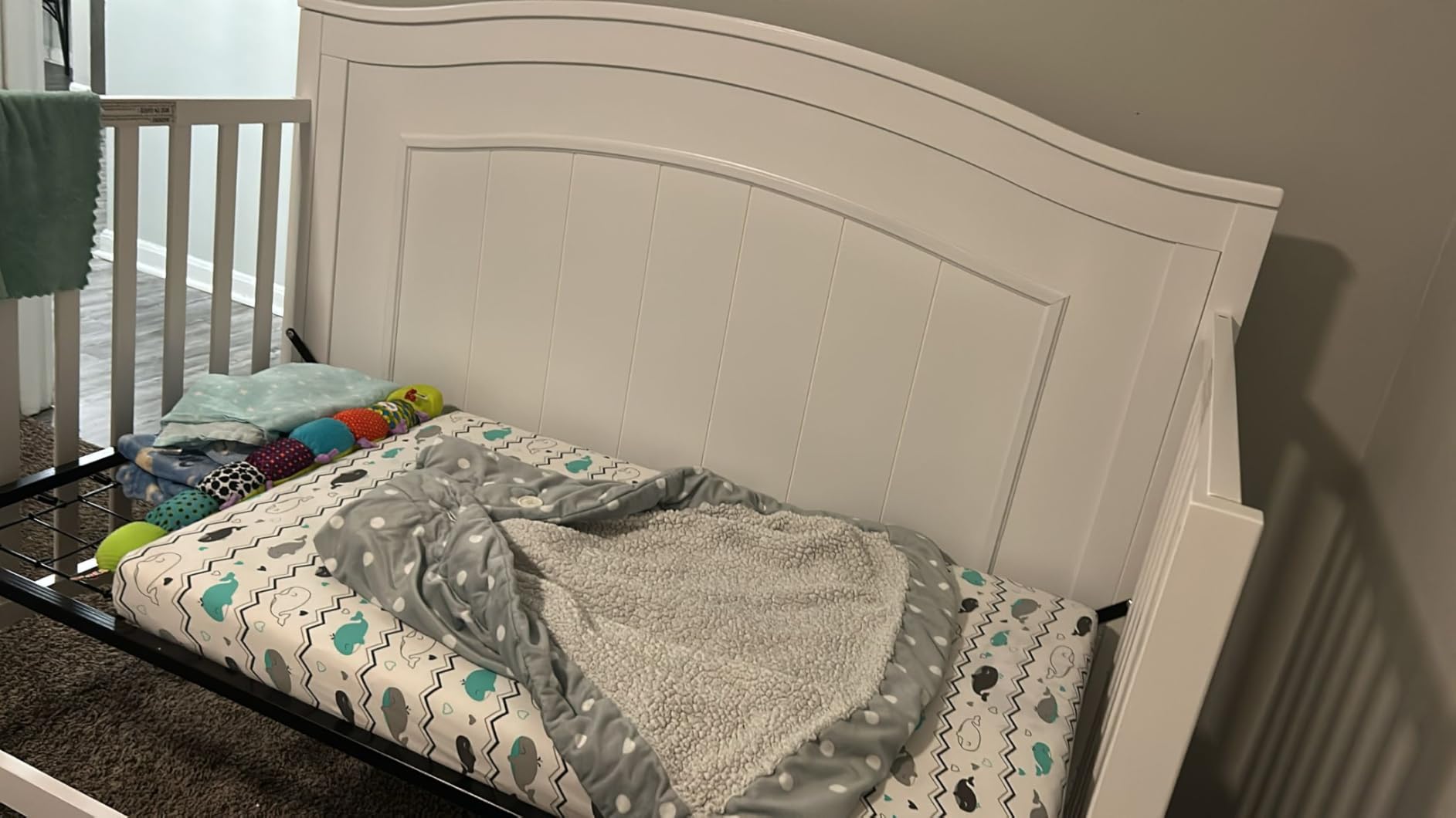Oxford Baby Nolan 4-in-1 Convertible Crib, Dove Gray, GreenGuard Gold Certified customer photo 2