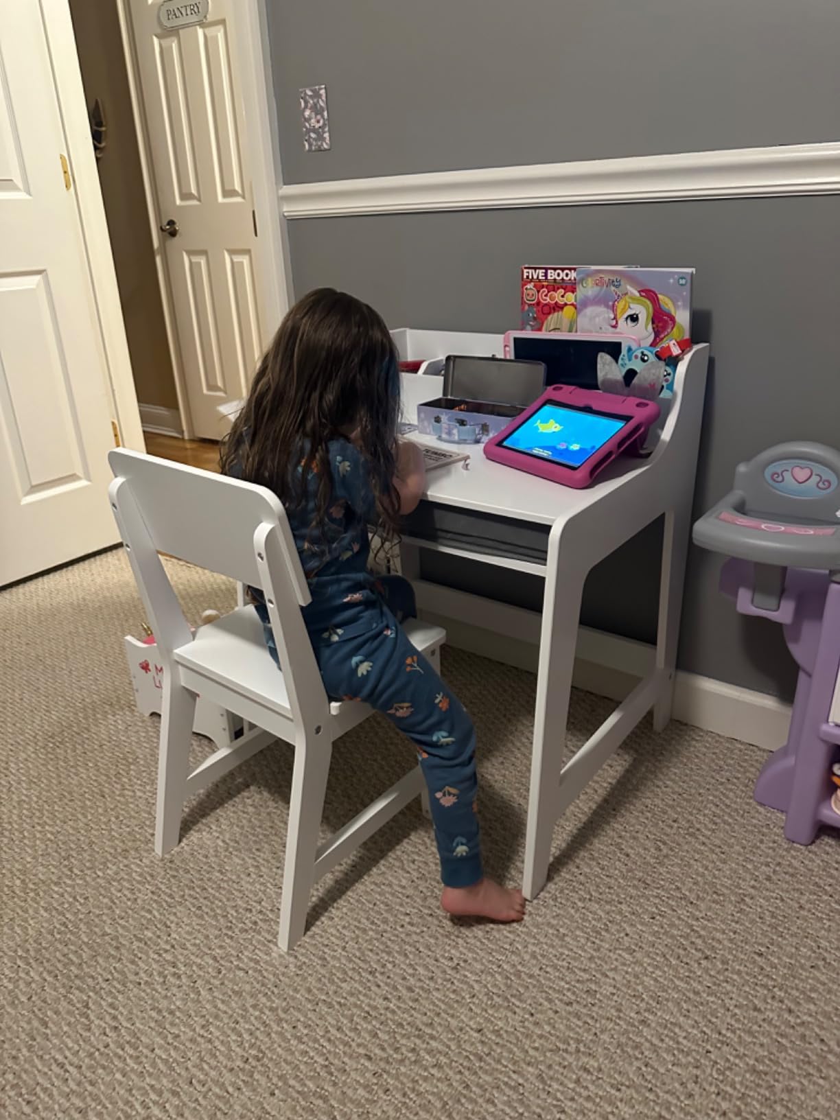 UTEX Wooden Kids Desk and Chair Set with 2 Fabrics Drawers for Study Room customer photo 2