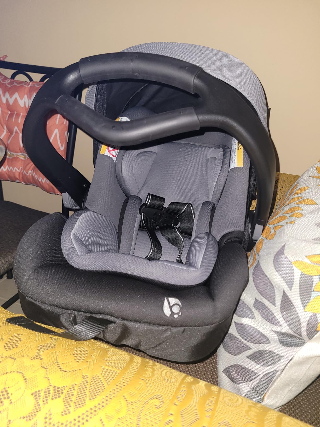 Baby Trend Secure-Lift Infant Car Seat, Dash Black – Compact Lightweight Carrier, Infant Comfort Cushioning, Adjustable Harness Fit customer photo 2