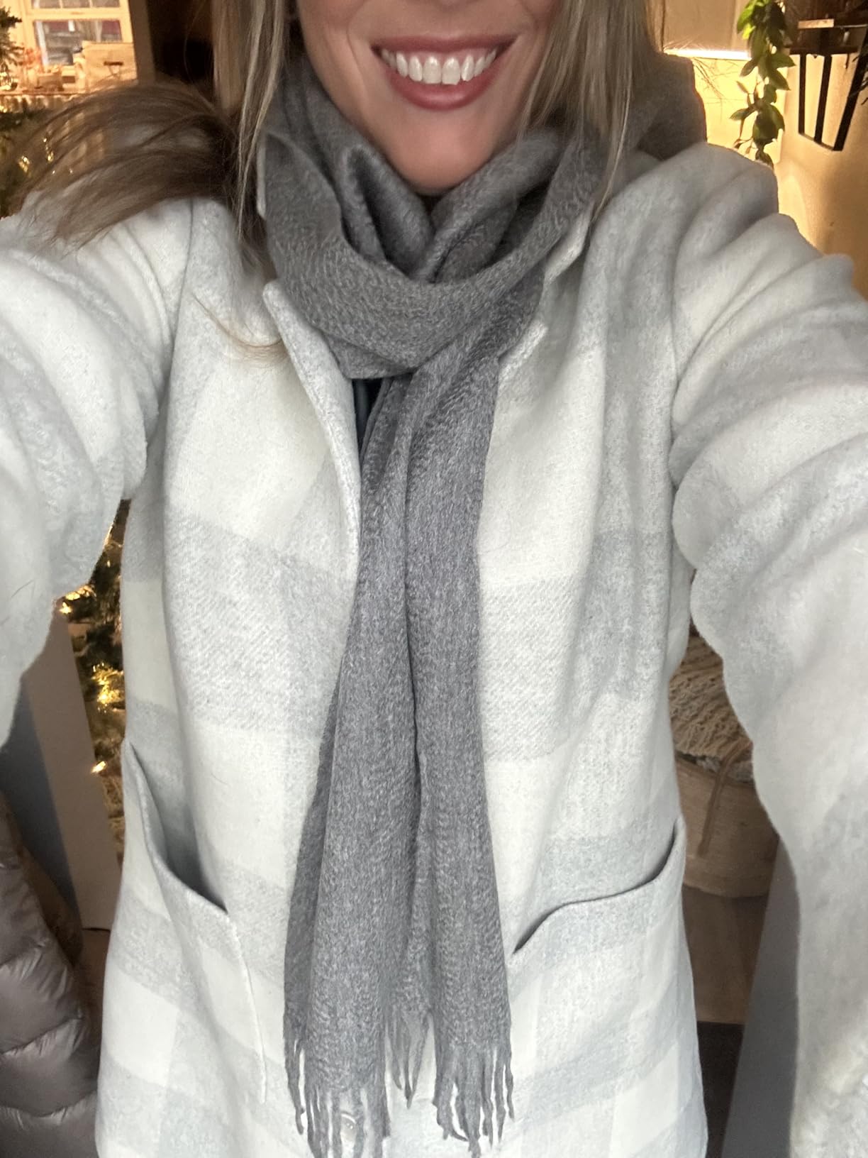 Villand Pure 100% Cashmere Scarf with Fringed Edges, Ultra Soft Large Cashmere Shawl Wrap for Women and Men customer photo 2