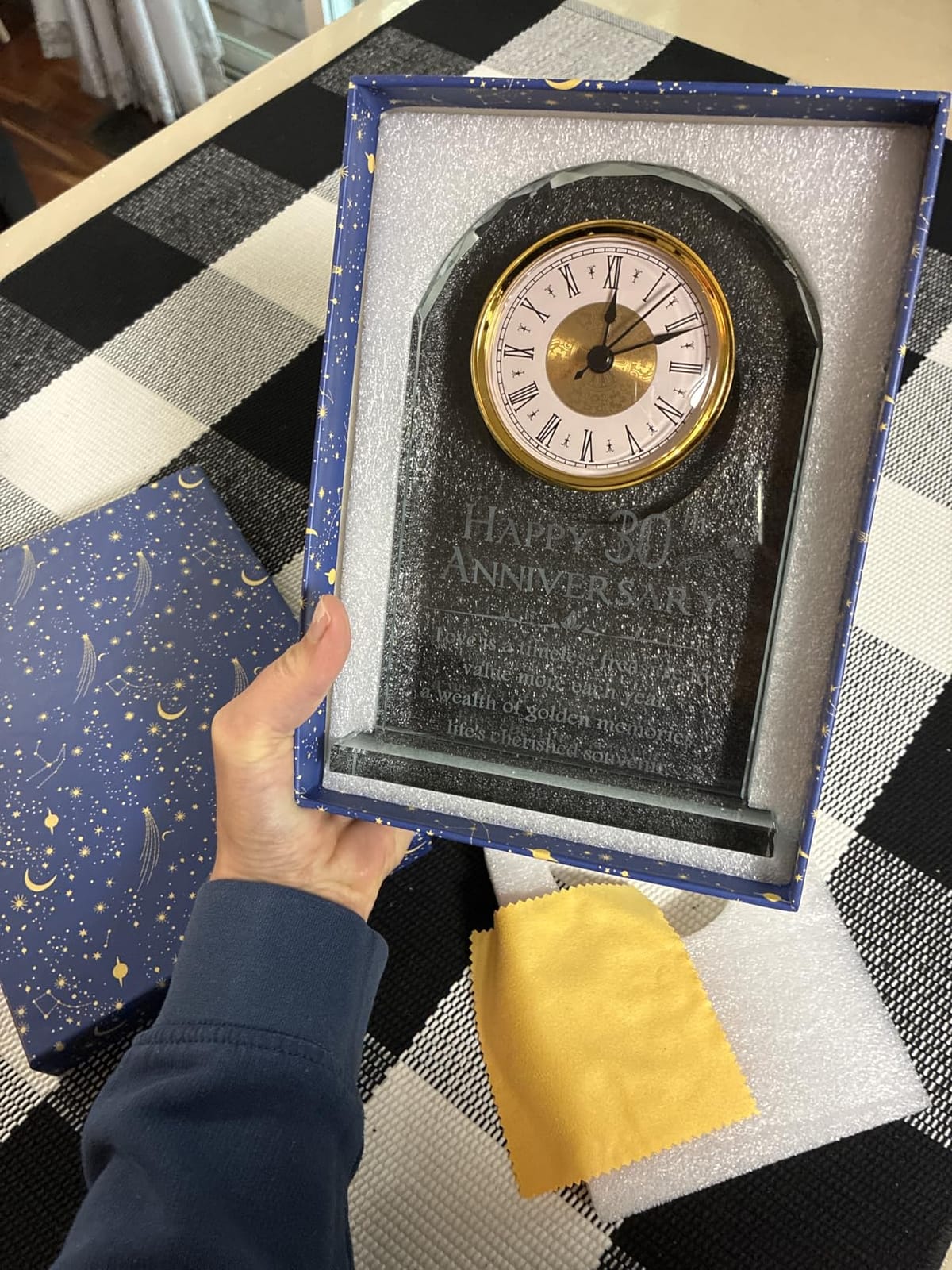 YWHL 25th Wedding Anniversary Clock Gifts for Couple, 25 Year Anniversary Keepsake Gifts for Husband/Wife, Glass Clock Decoration for 25 Years for Marriage (Battery not Included) customer photo 1