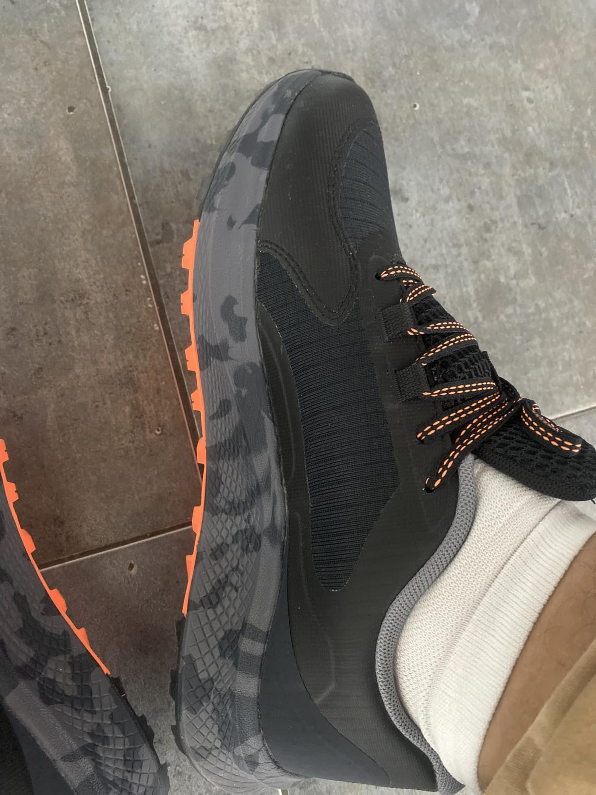 Under Armour Men's Charged Bandit Trail 3 Sneaker customer photo 1