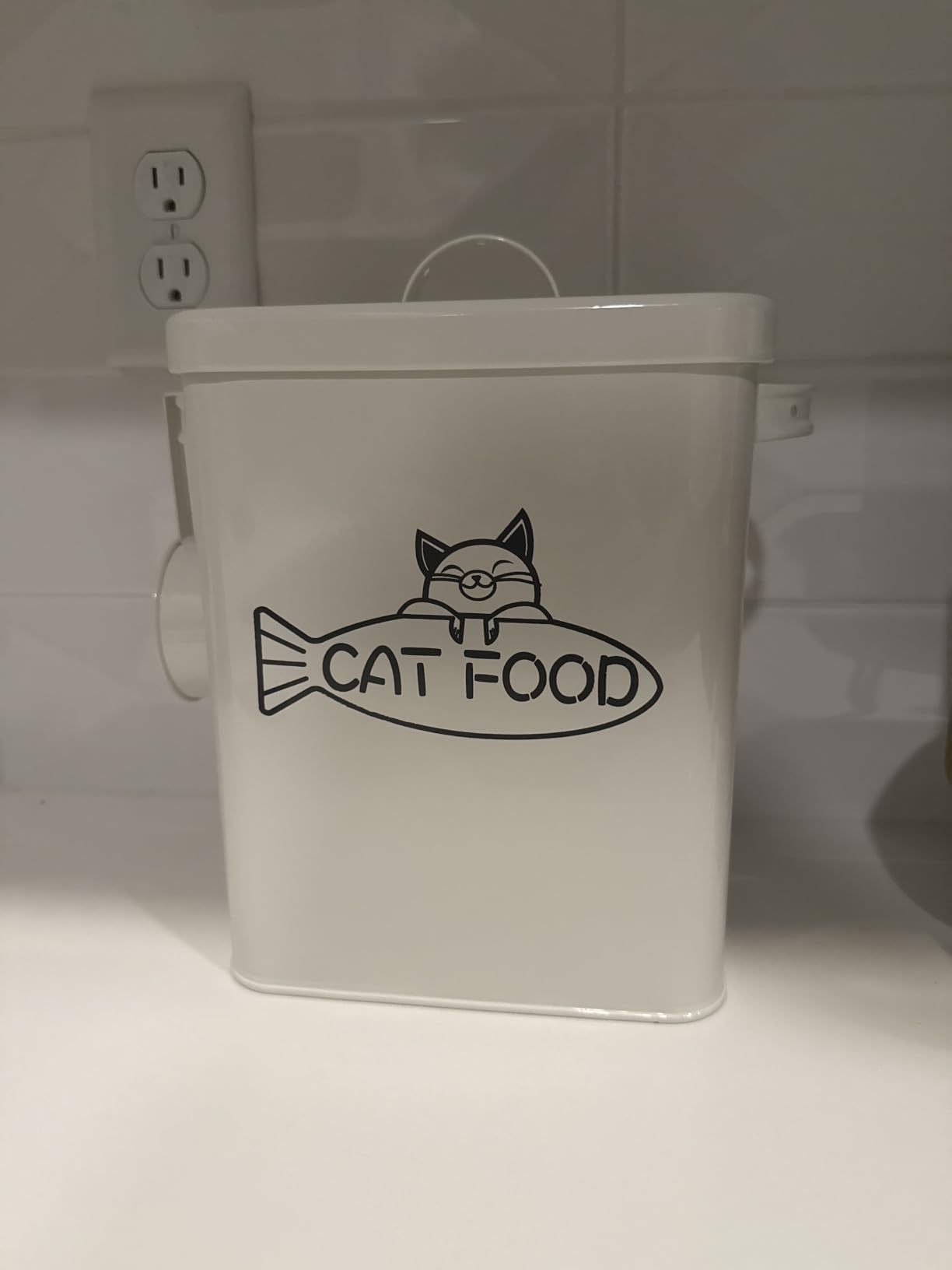 Vumdua Large Dog and Cat Food Storage Container, Farmhouse Pet Food Storage Containers with Lid and Dry Food Scoop, Durable Airtight Cat Container 12-13 lbs Capacity, Great Gift for Pet Owners customer photo 2