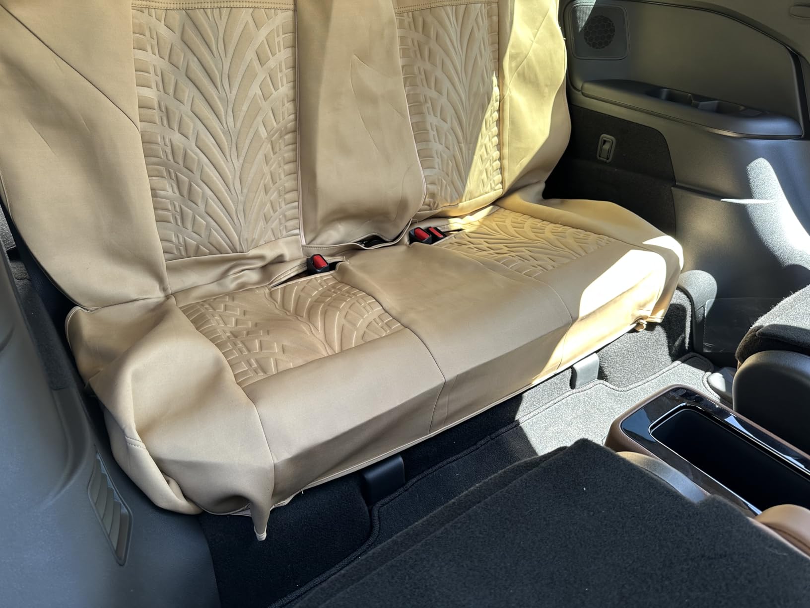 CAR PASS Car Seat Covers Full Sets, Front & Split Rear Bench for Car, 3D Tyre Embossed Automotive Interior Covers, Airbag Compatible, Quick Setup Universal Fit Seat Covers for Car, SUV(Charcoal) customer photo 2