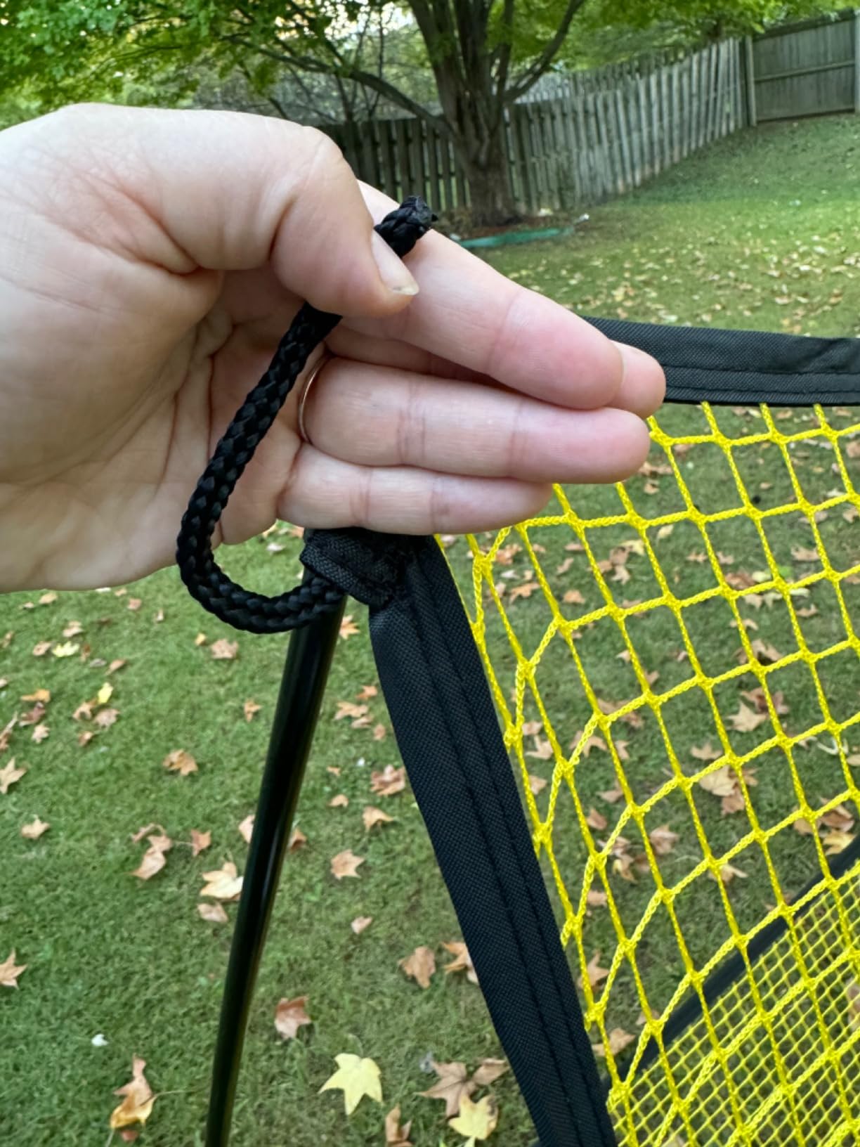 VEVOR Soccer Trainer，Portable Soccer Rebounder Net, Iron Soccer Practice Equipment, Sports Football Rebounder Wall with Portable Bag, Perfect for Team Solo Training, Passing, Volley customer photo 2