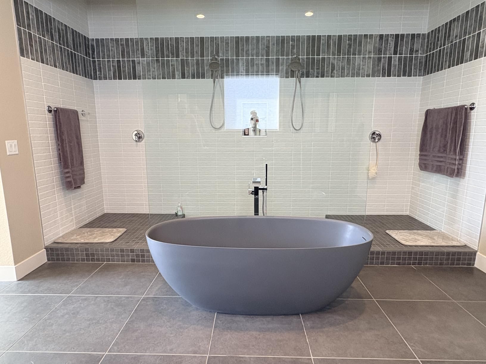 GIVINGTREE 65'' Freestanding Solid Surface Resin Stone Bathtub, Contemporary Design Stand Alone Tub with Pop-up Drain and Overflow, cUPC Certified, Matte White (Oval) customer photo 1