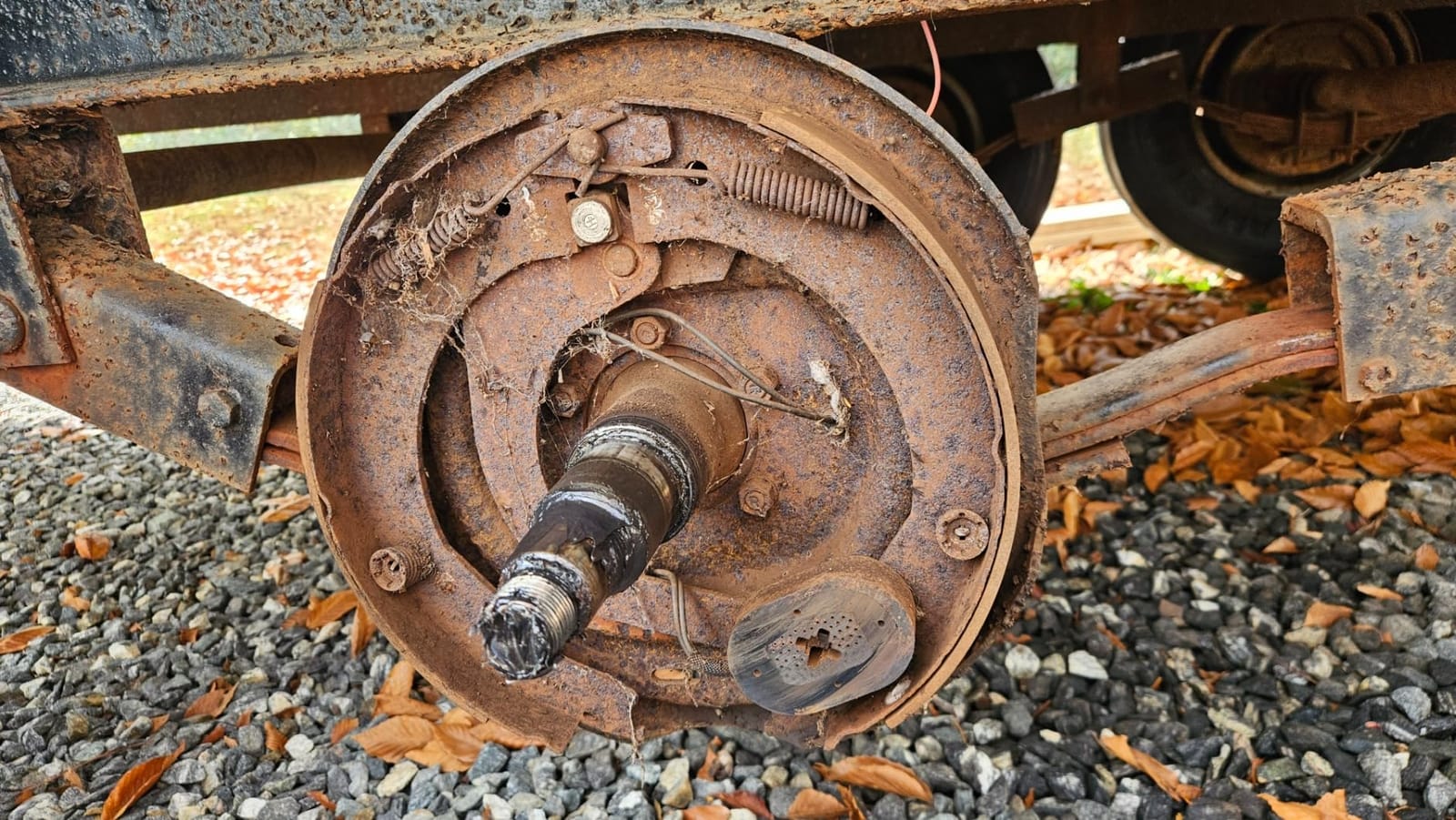 VEVOR Electric Trailer Brake Assembly, 12