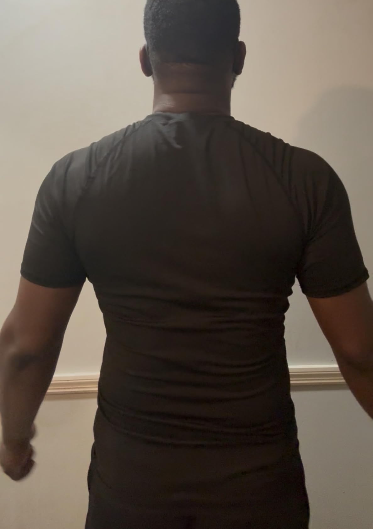 Dalavch 1/4/5 Pack Men's Compression Workout Short Sleeve/Sleeveless Shirts customer photo 1