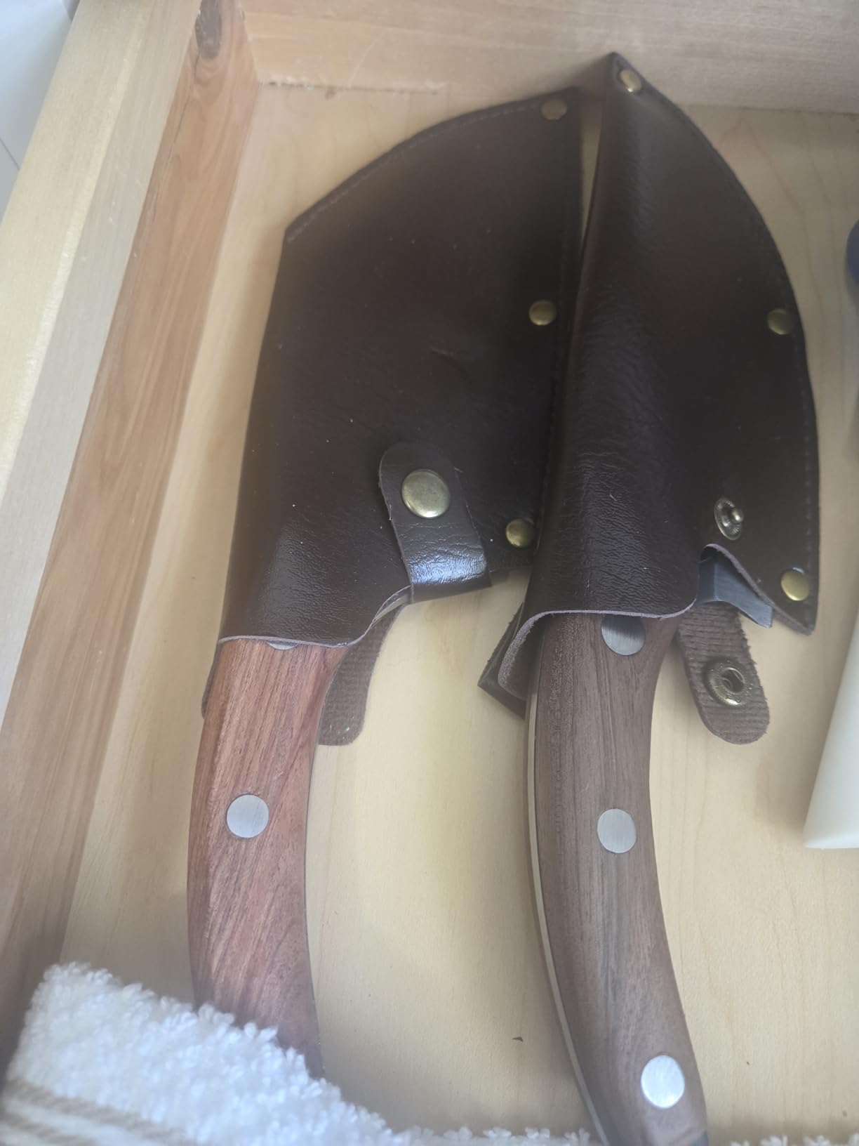 Handmade Forged Kitchen Knife 3 Pcs Professional Chef Knife Set, Hunting, BBQ Meat Knives for Cooking, Forged Kitchen Knife with High Carbon Stainless Steel Cutlery With Leather Sheaths customer photo 1