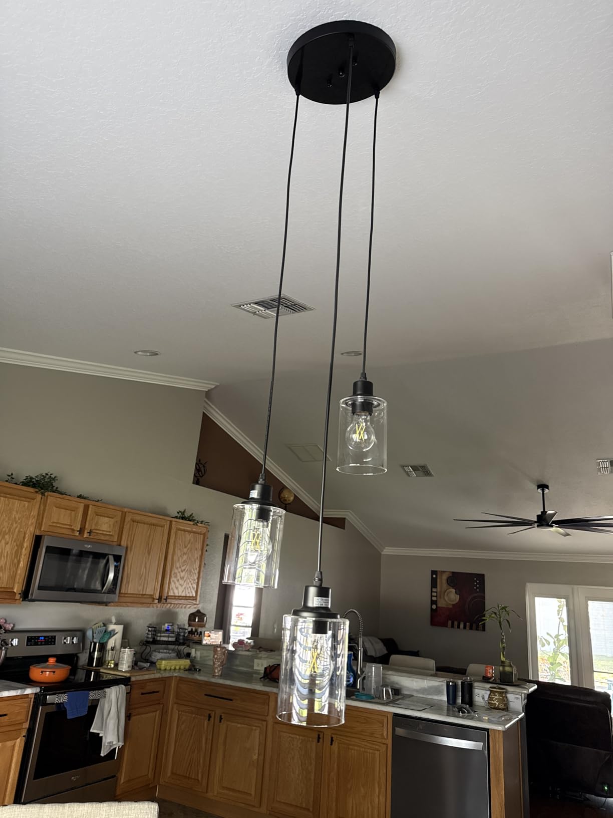 Licperron 3-Light Pendant Light Fixtures, Black Pendant Lights Kitchen Island, Adjustable Pendant Lighting with Clear Glass Shade, Modern Hanging Light Fixtures for Dining Room, Hallway, Living Room customer photo 2