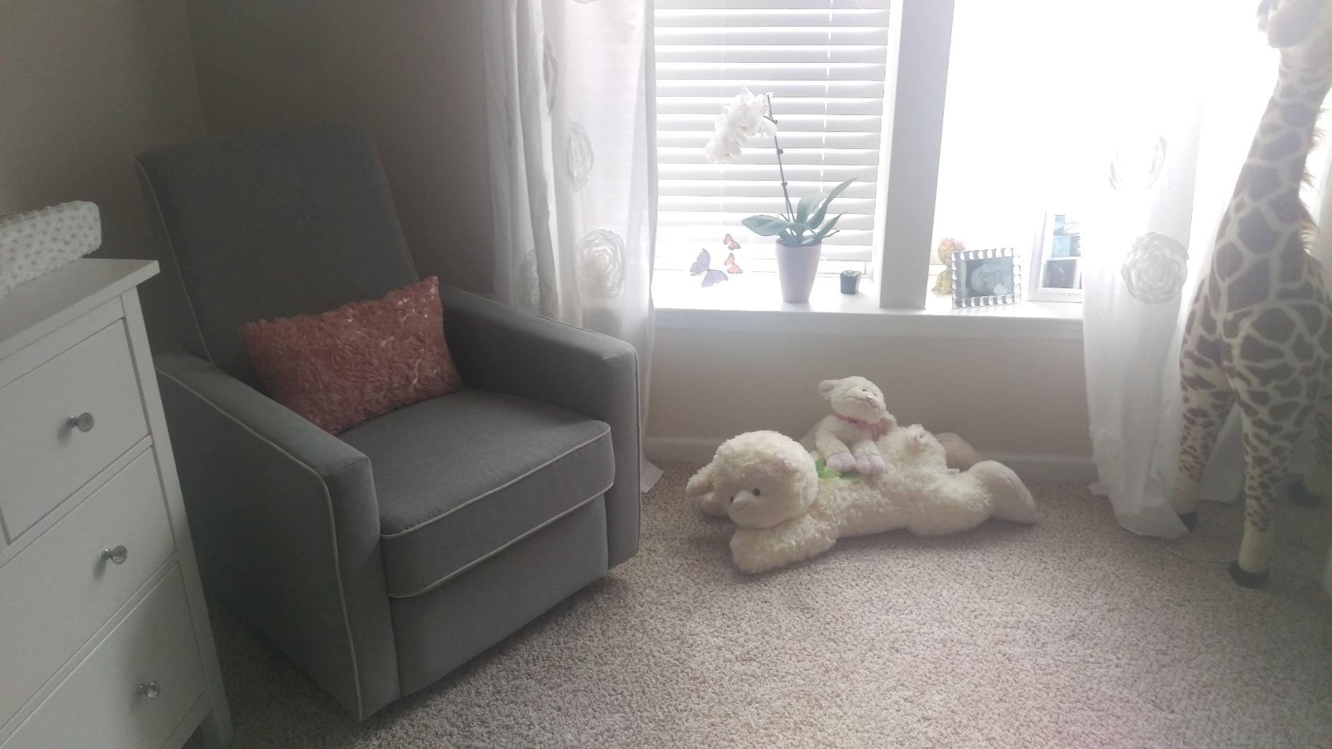 DaVinci Piper Swivel Glider Recliner Chair, Pine Green customer photo 2