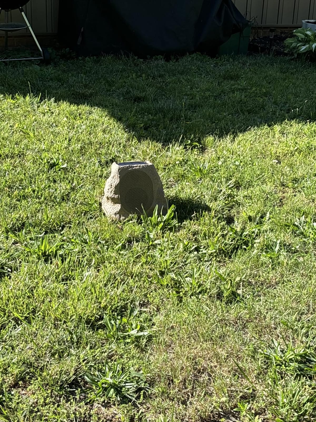 Victrola Rock Speaker Connect - Outdoor Bluetooth Solar Speaker - Granite customer photo 1