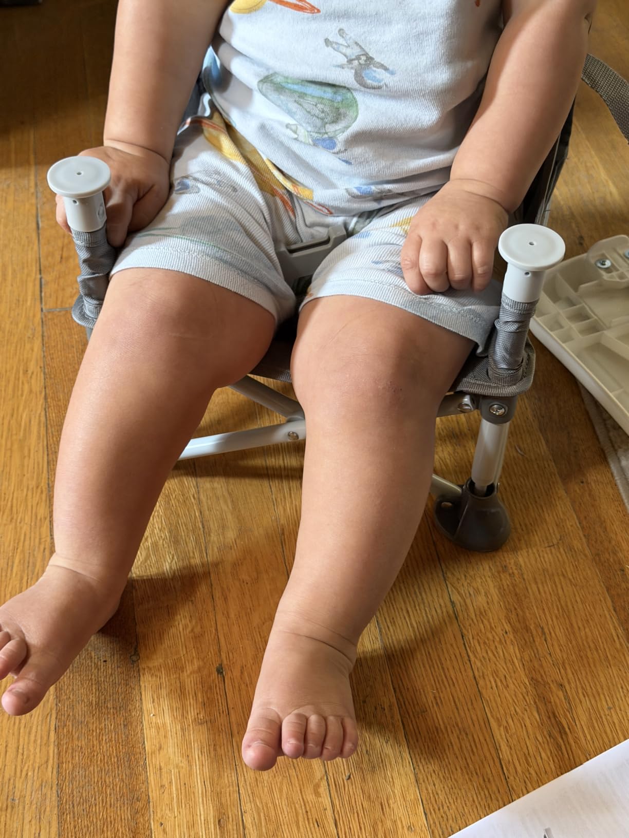 Bright Starts Pop ‘N Sit Portable Booster Seat, 3-in-1 Floor Seat, Travel High Chair & Toddler Booster with Feeding Tray, Indoor/Outdoor, Grey, 6 Months–3 Years customer photo 1
