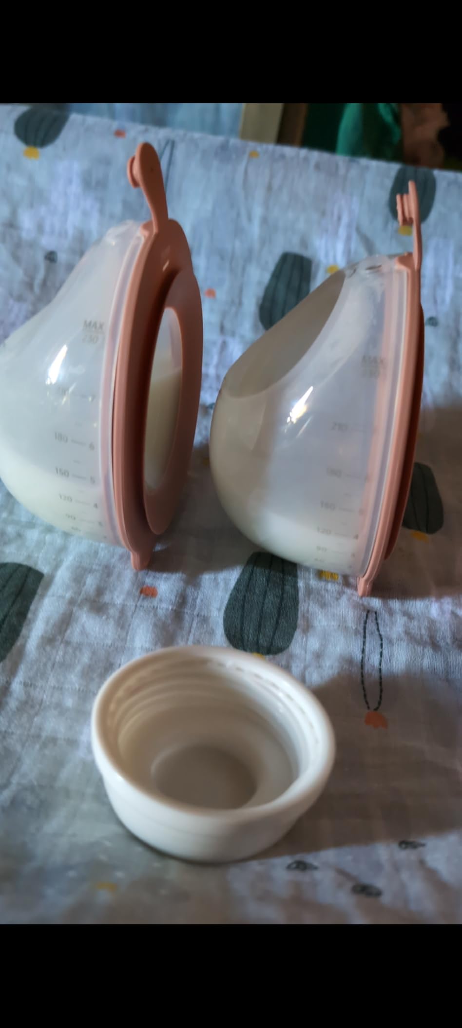 Momcozy V1 Pro Wearable Breast Pump, Hospital-Grade Pocket Primary Pump customer photo 2