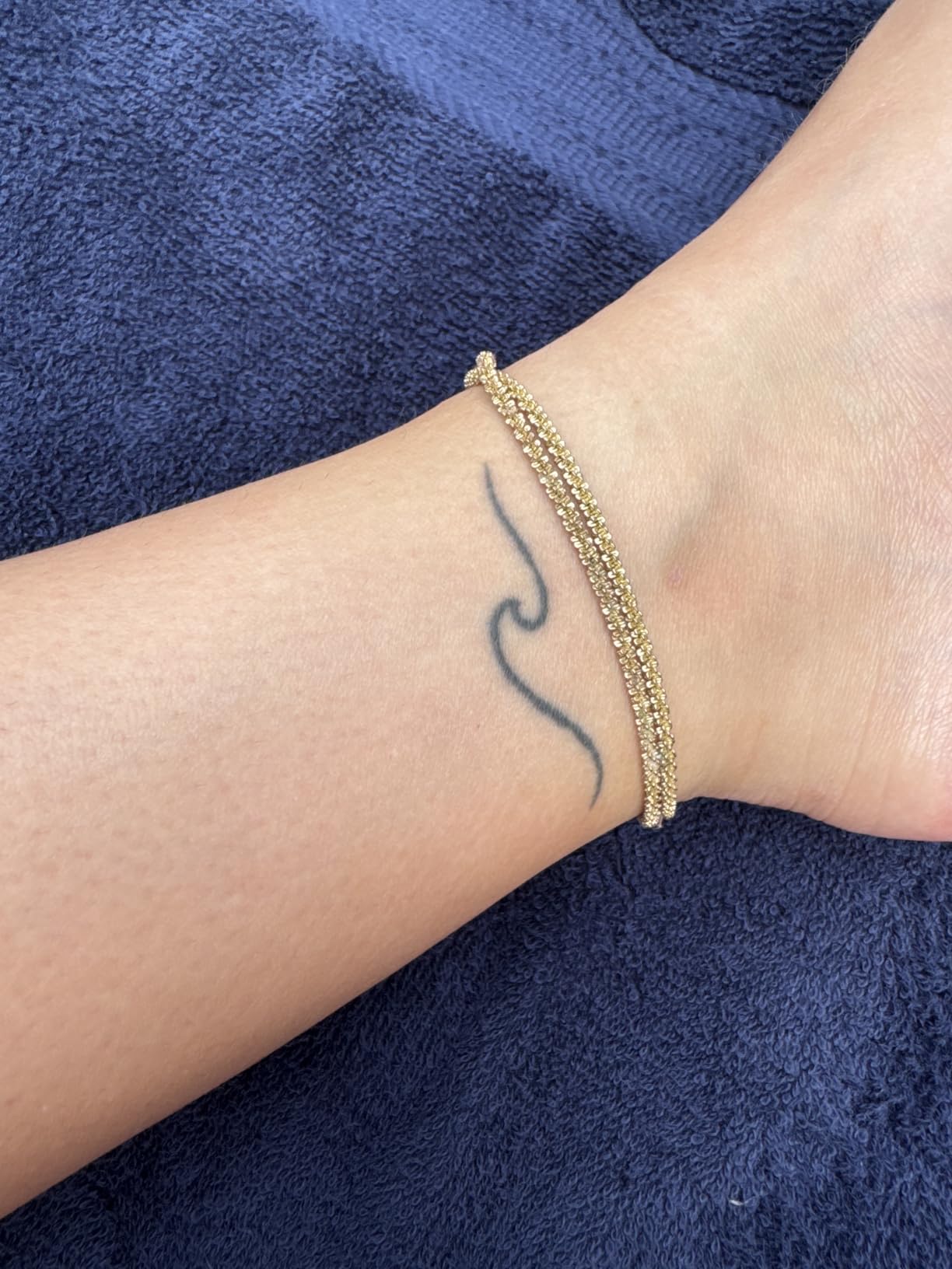 Robaice Ankle Bracelets for Women, 14K Gold Plated/Silver Layered Anklets customer photo 1