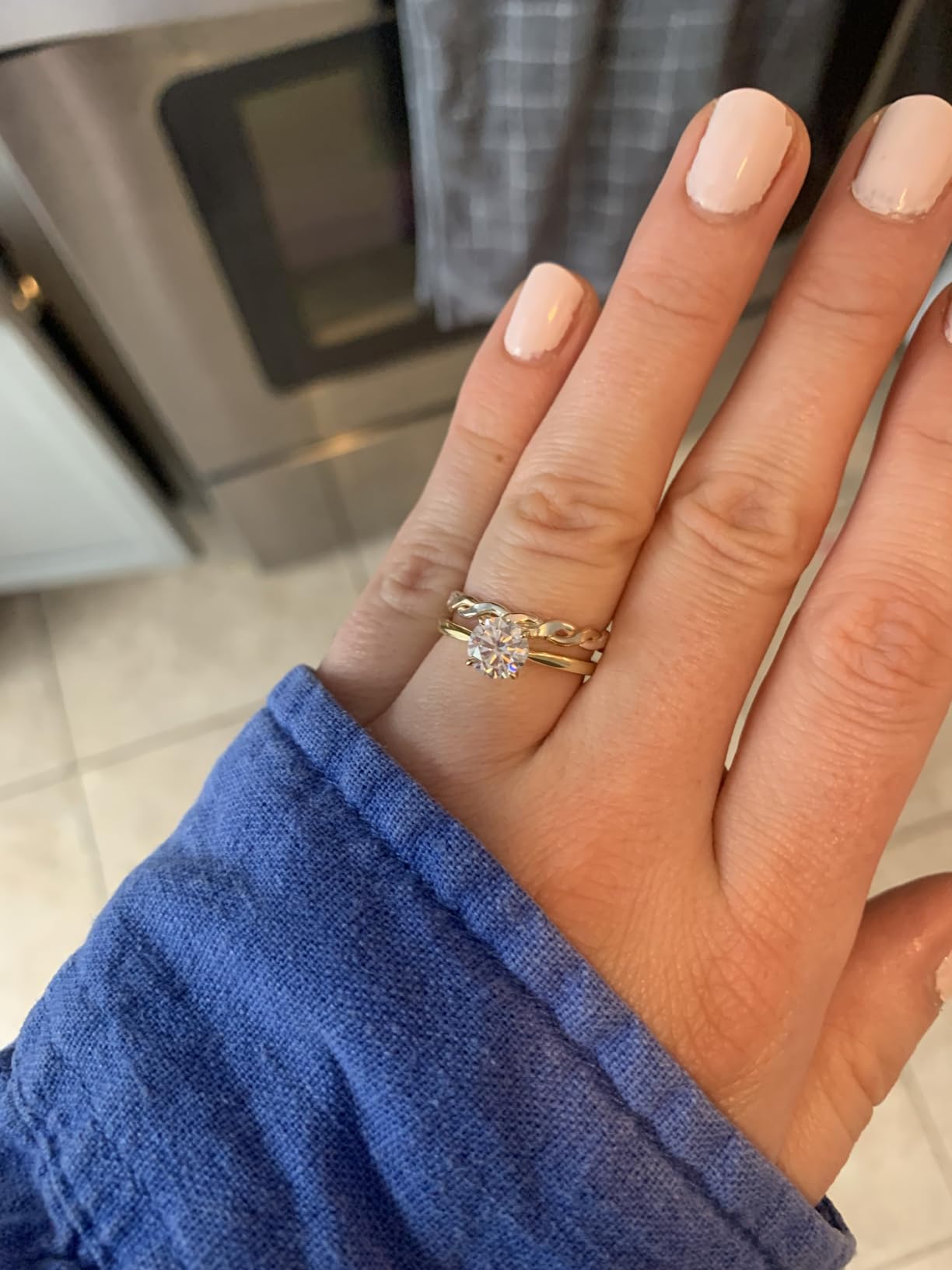 Elio Passero 925 Sterling Silver Round Moissanite Engagement Ring for Women customer photo 2