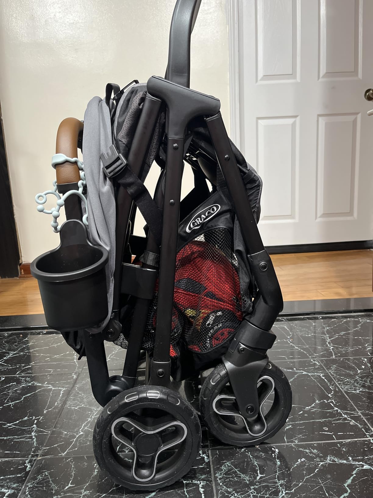Graco Ready2Jet Compact Stroller Overhead Friendly Compact Travel Stroller with Automatic Fold, Kingston customer photo 1